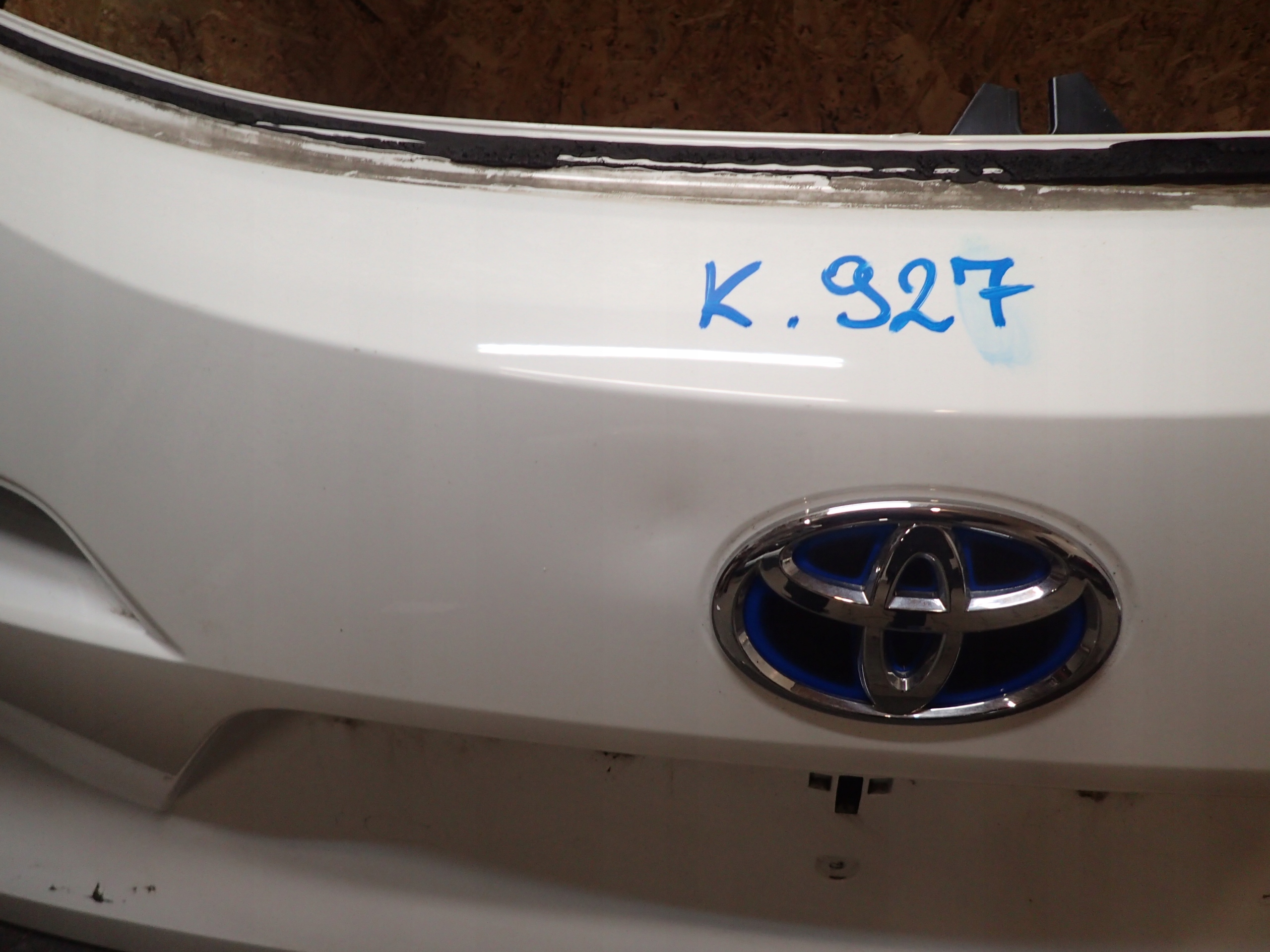 KLAPA TYŁ TOYOTA COROLLA E21 KOMBI Producent części Toyota OE