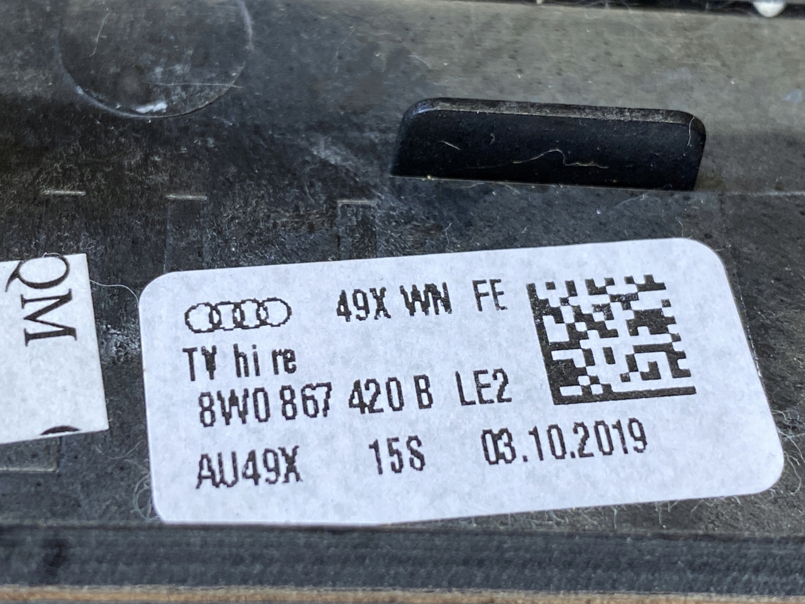 AUDI A4 8W B9 DEKOR door right rear part 8W0867420B
