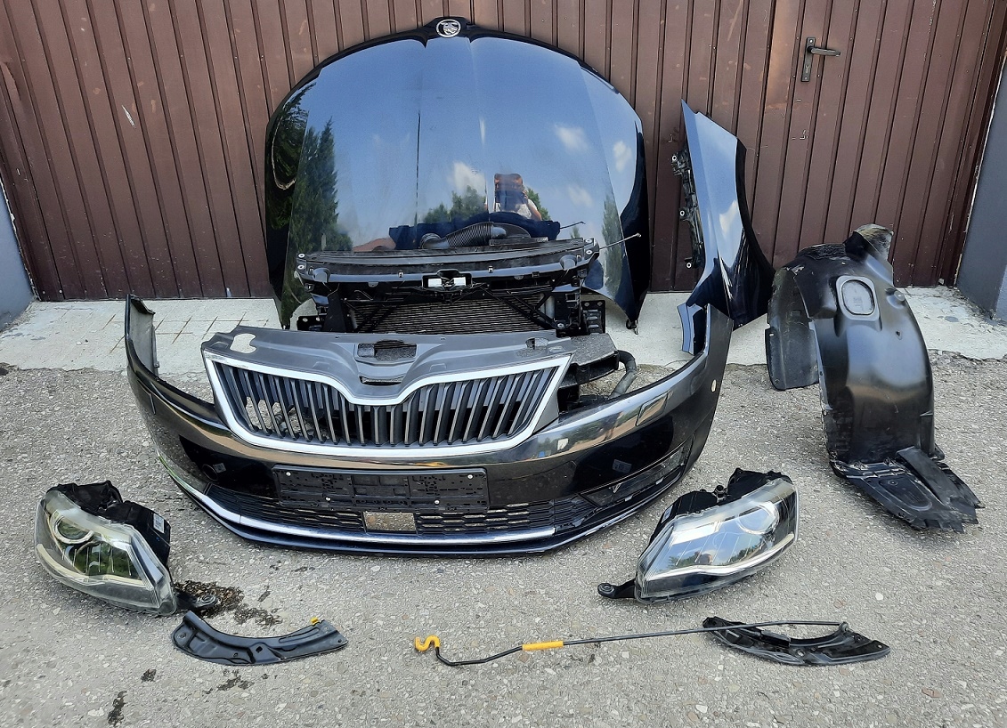 Skoda Rapid 1,0Tsi 2017- zderzak przód kompletny pod radar halogeny spryski