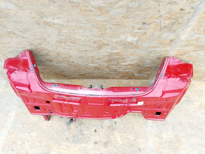 HYUNDAI VELOSTER 1 I PAS TYŁ TYLNY POSZYCIE P9R Typ samochodu Samochody osobowe