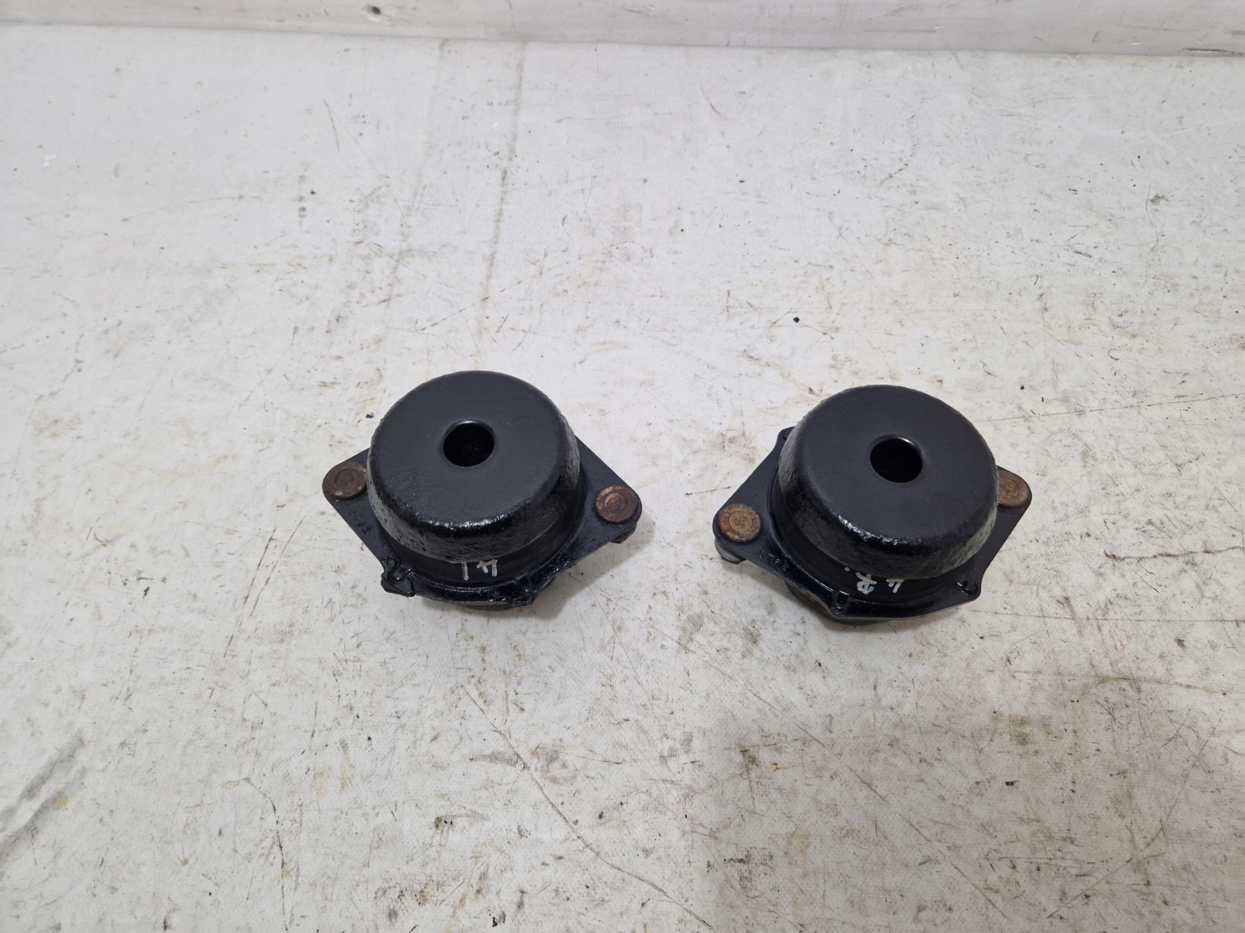 CADILLAC ESCALADE IV 15- 6.2 V8 holder engine mount RAMY 5762