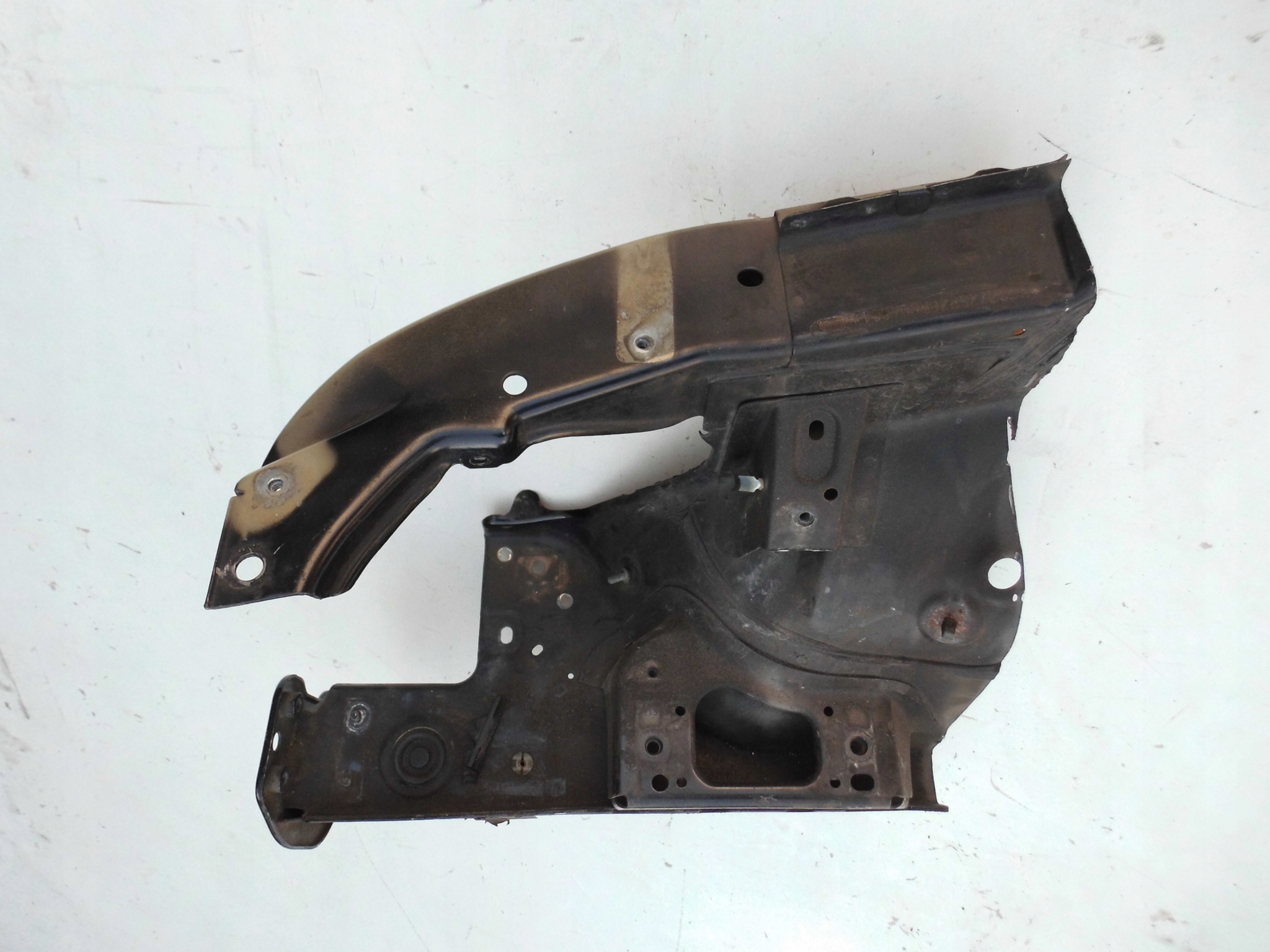 ЧЕТВЕРТЬ ЛОНЖЕРОН ФАРТУХ ALTEA TOLEDO III ПРАВА