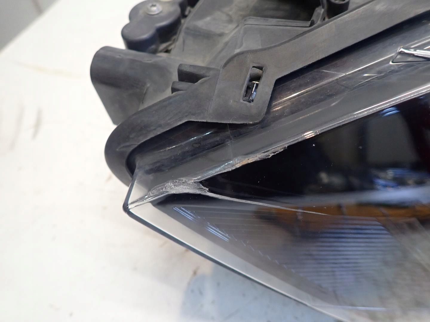 light front front right VW POLO VI 2017- 2G