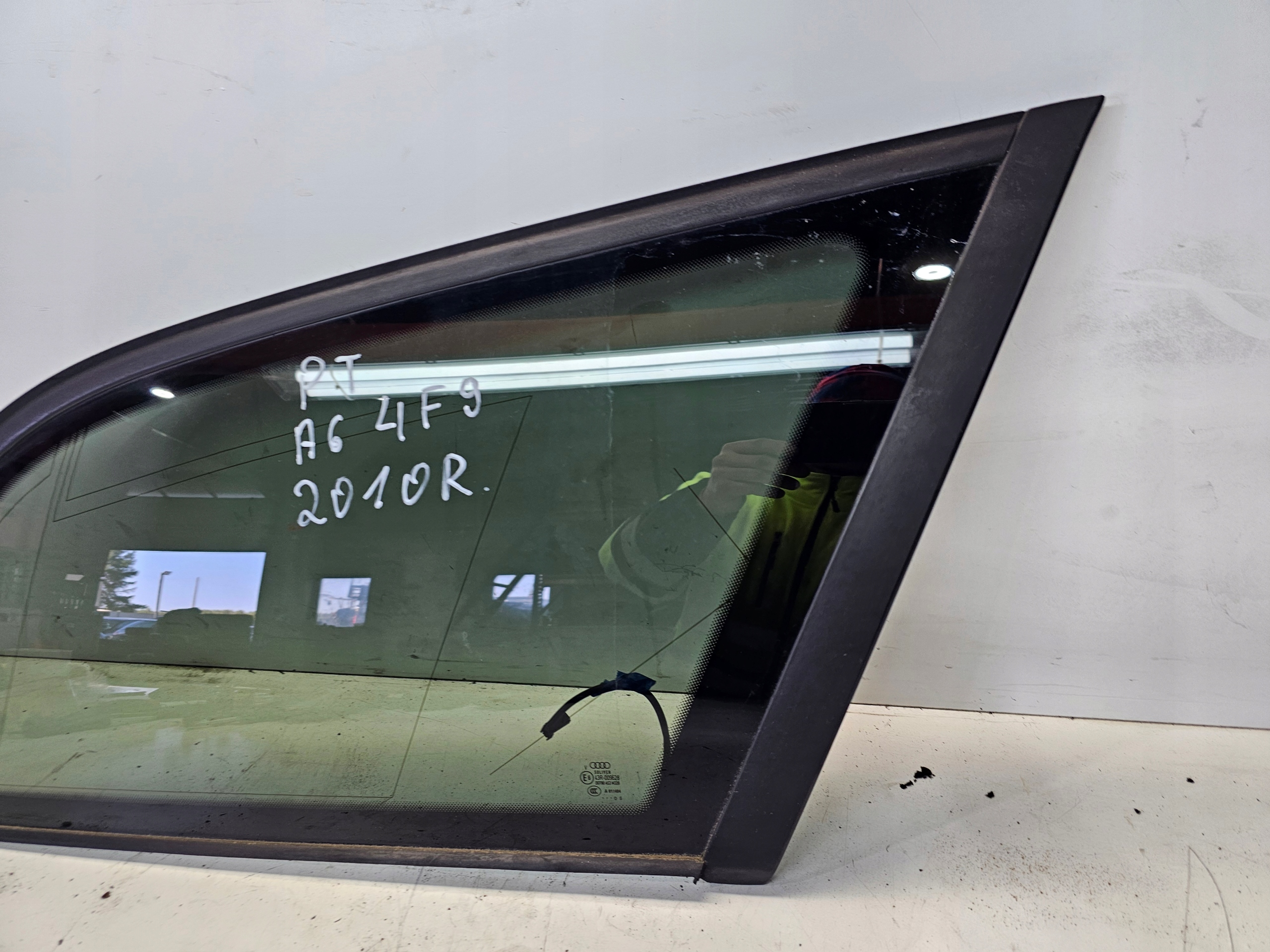 window bodywork right rear part AUDI A6 C6 4F9 AVANT 2010R