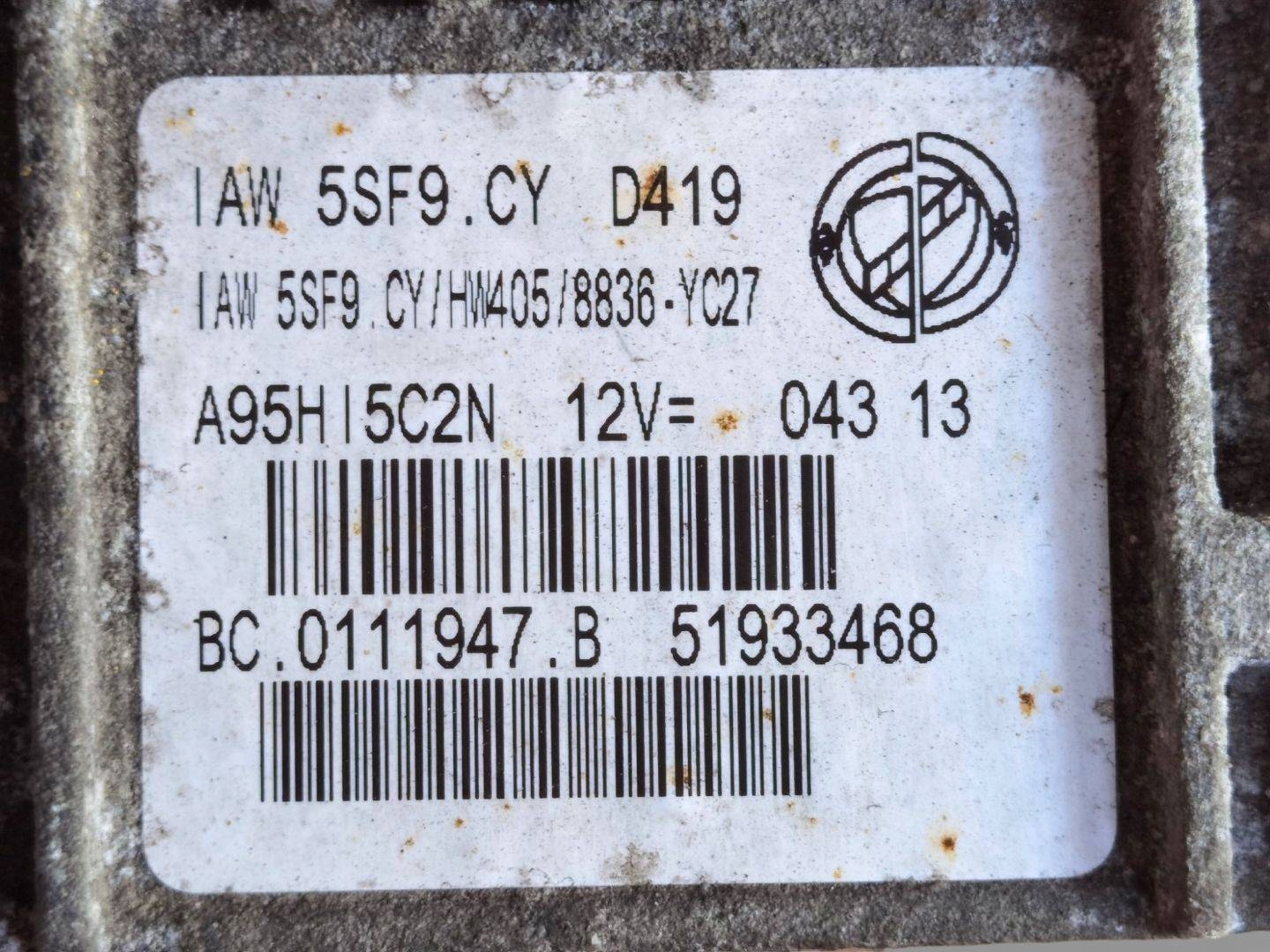 control unit of the engine Lancia Ypsilon 3 846 2013 51933468