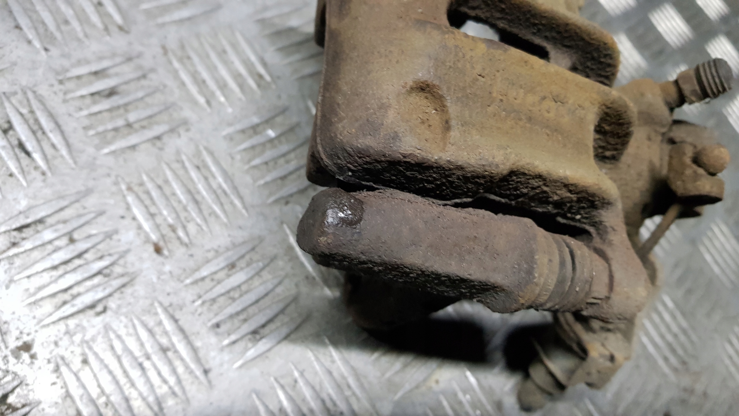 VW SHARAN ALHAMBRA 1.9 TDI LIFT caliper brake left right rear part