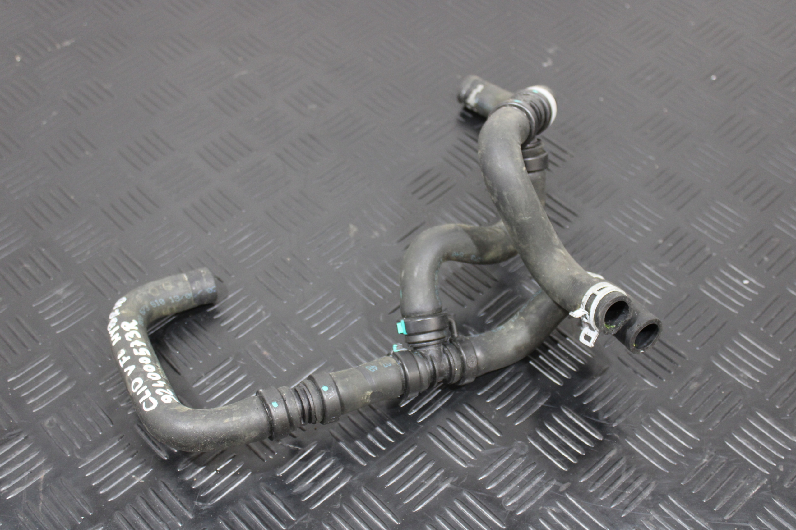 crijevo prijenos vode 924000573R RENAULT CLIO V 5 LIFT