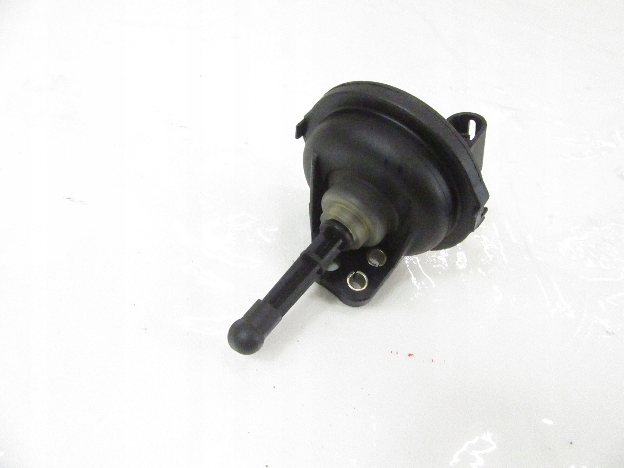 Gruszka podcisnieniowa BMW e46 e53 e60 e61 e65 e83 e90 e91 e92 M47n M57n