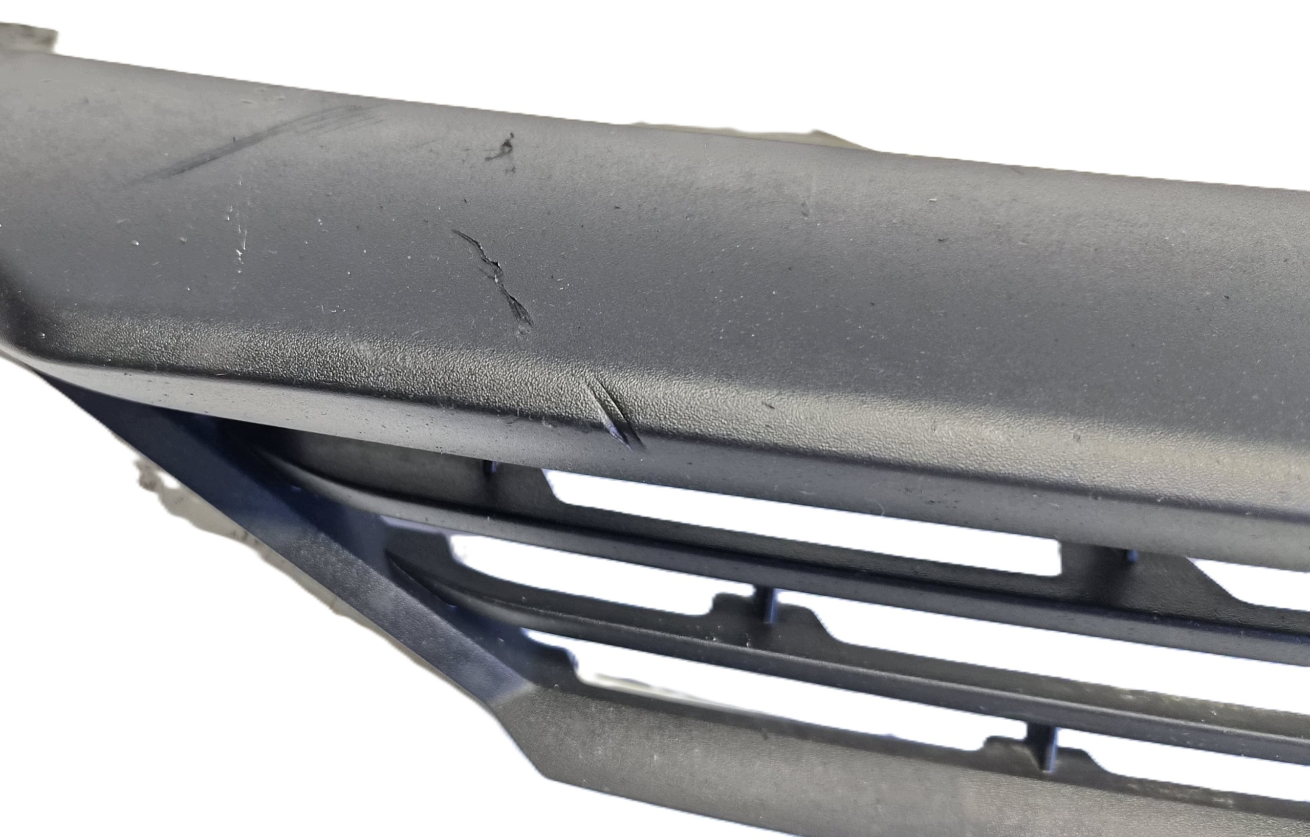 grid of a bumper front OPEL INSIGNIA B 13491183