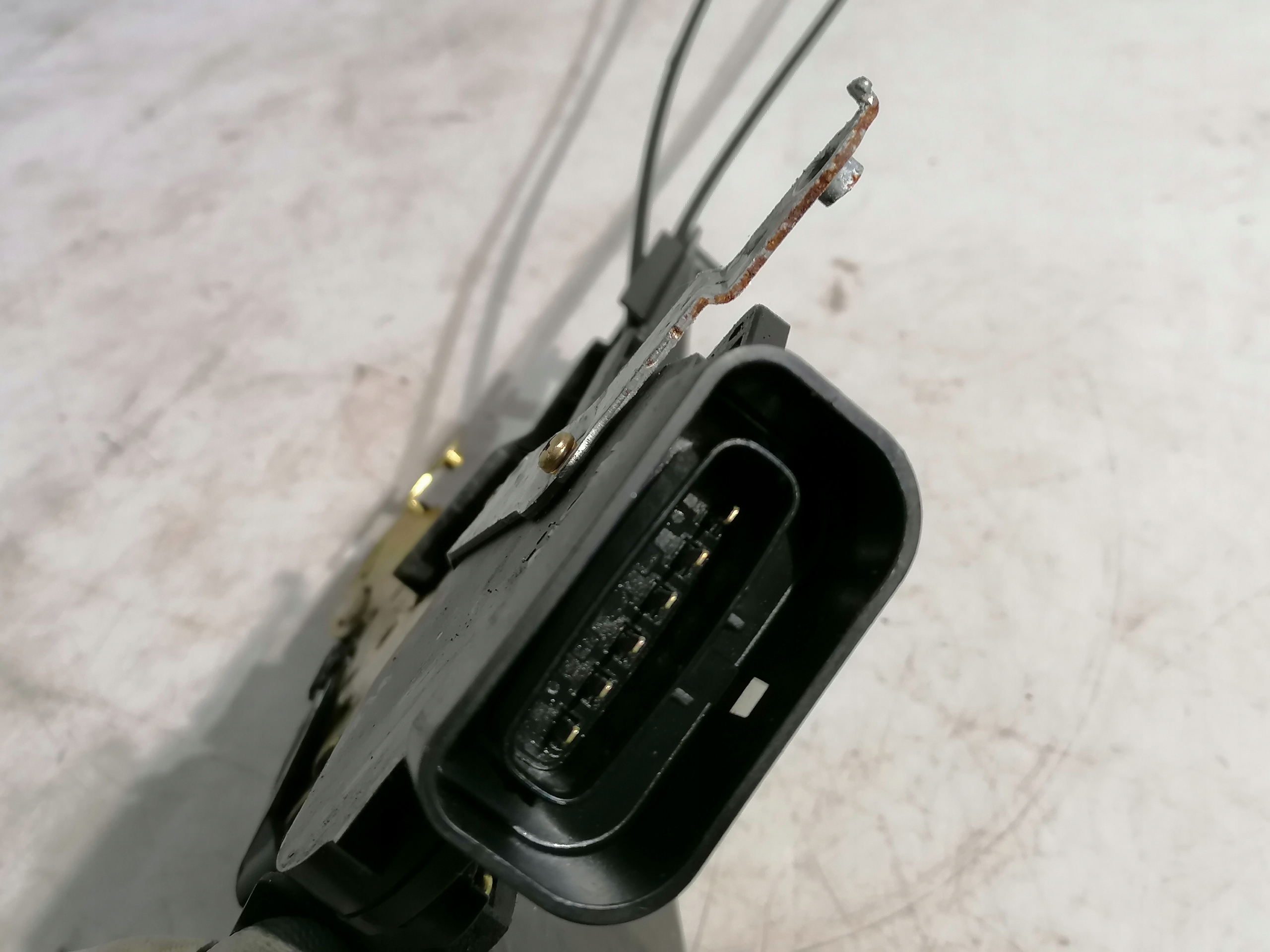 Toyota Corolla Verso and lock left front 6 PIN