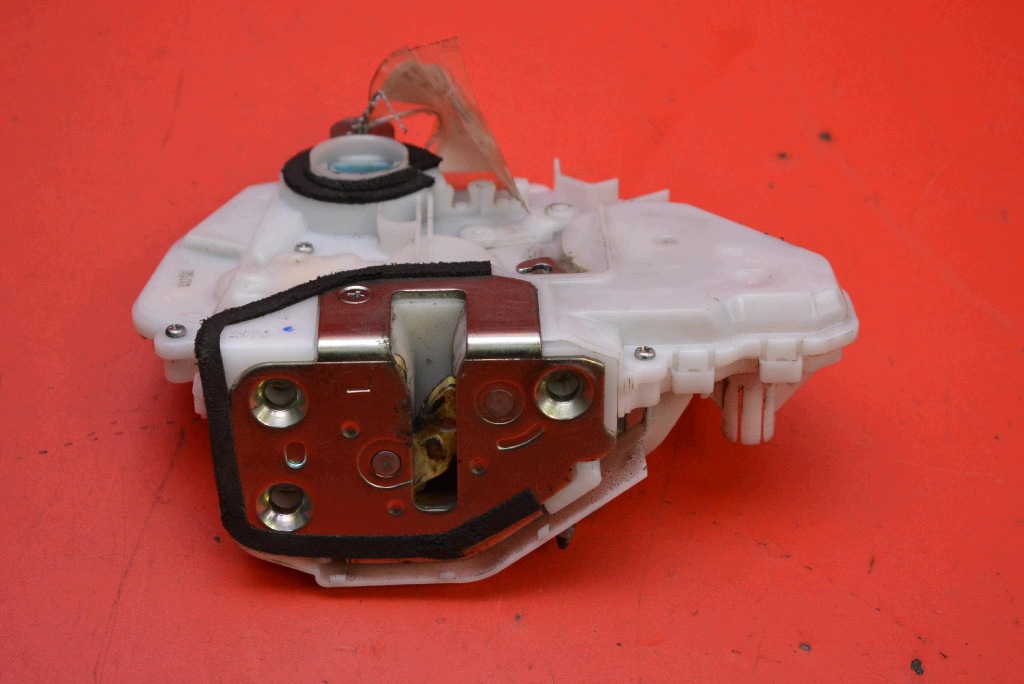 lock door left front front EU HONDA CIVIC 8 VIII sedan 05-08