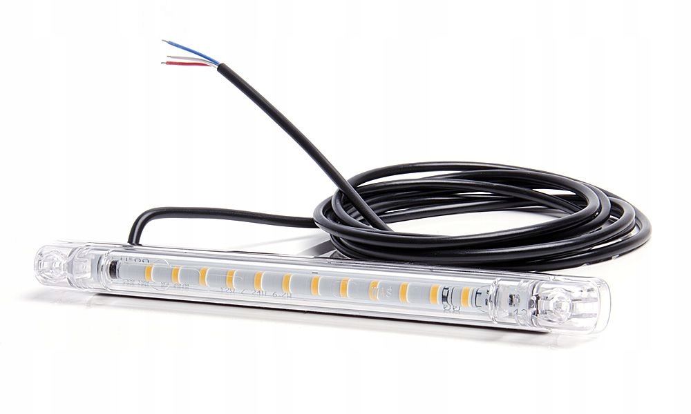 Дневные ходовые огни были 704