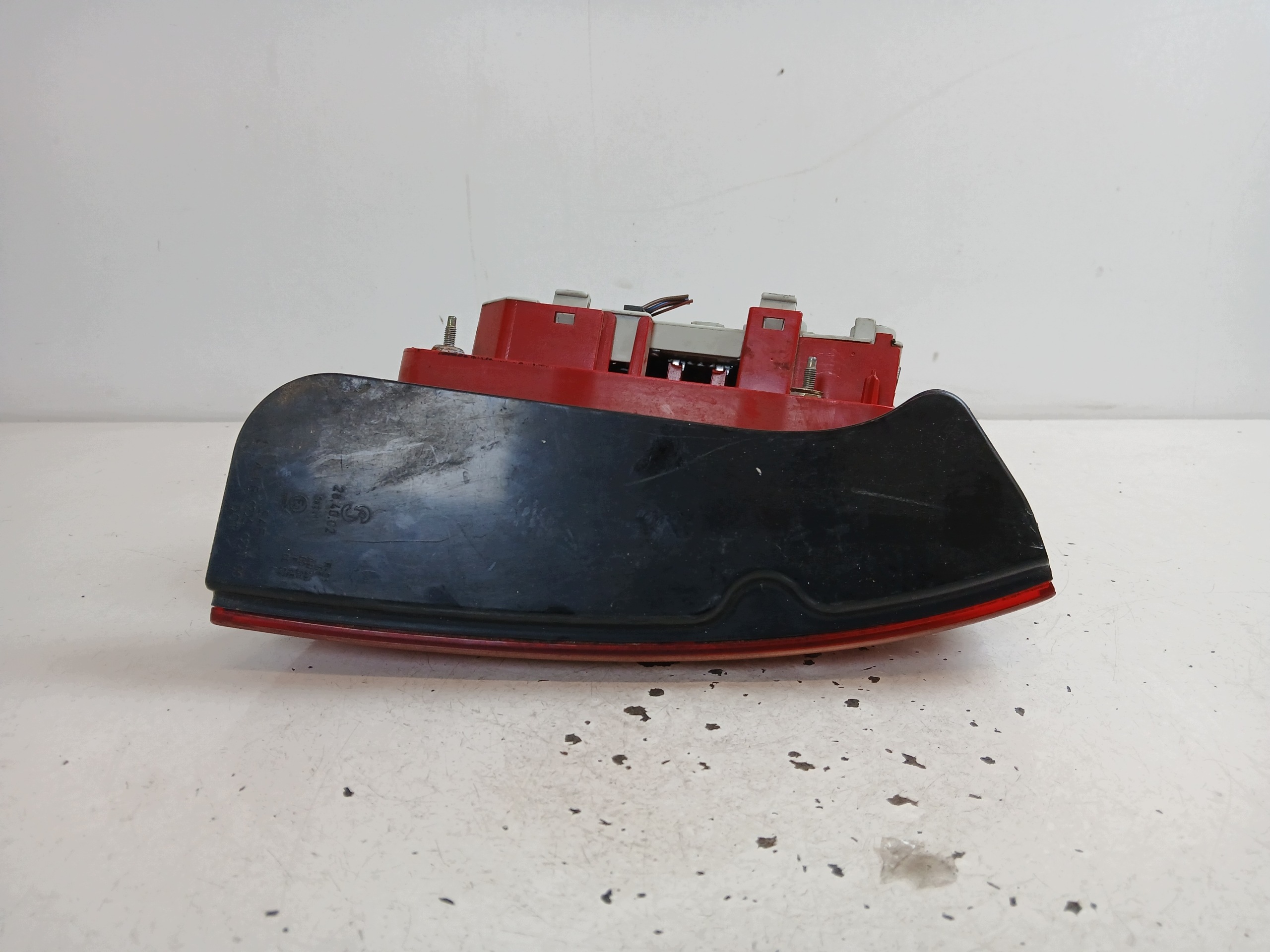VW PASSAT B5 LIFT light right rear part sedan