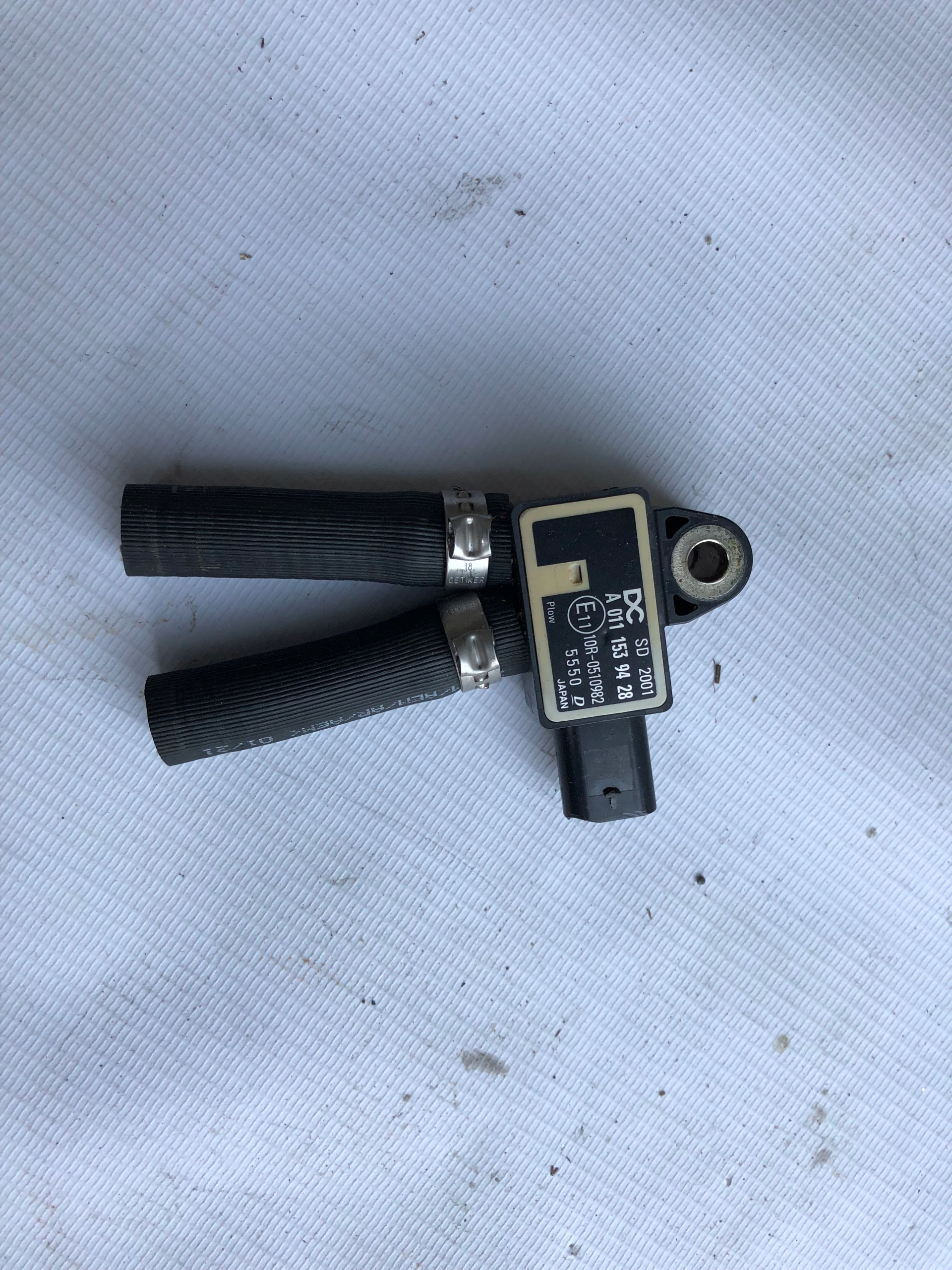 Mercedes Czujnik Cisnienia 0111539428