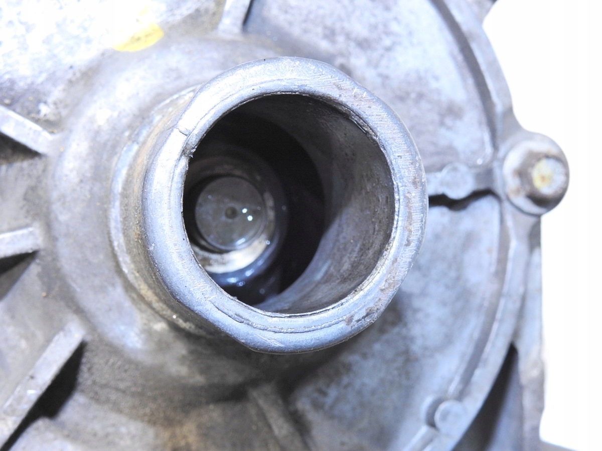 лапа Двигателя РОЛИК насос воды Accord VI 2.0 d