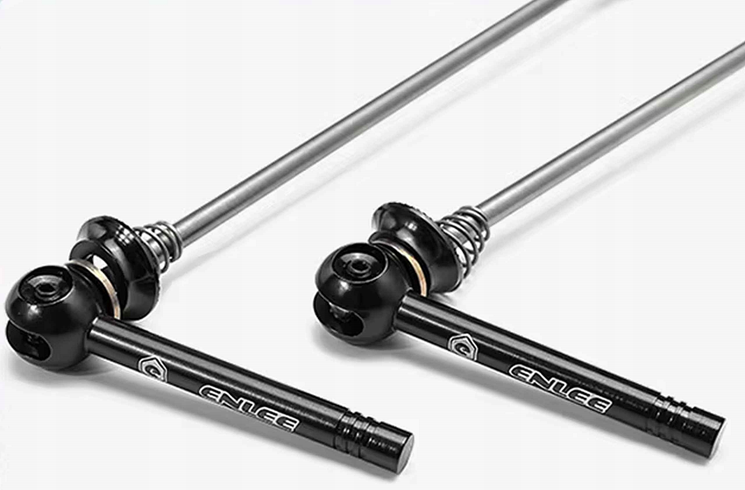 Tytanowe Zaciski Piast Bardzo Lekkie i Dobrze Wyglądają 50g Black