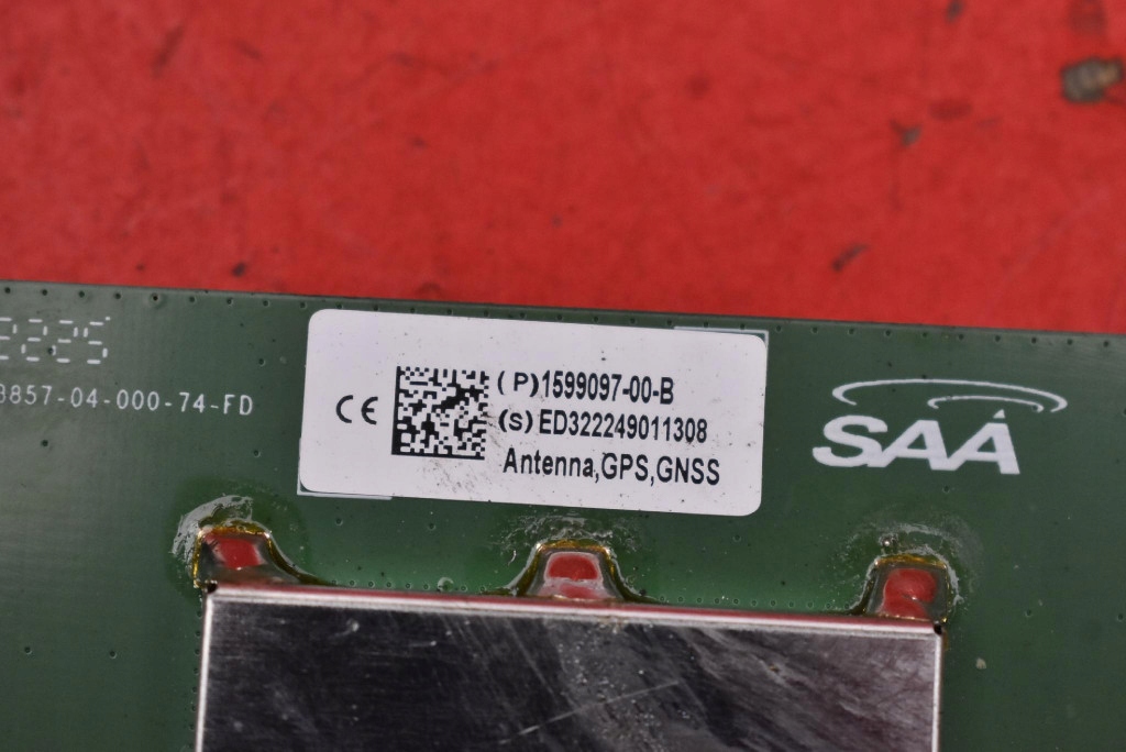 amplifier ANTENY GPS 1599097-00-B TESLA MODEL Y 20