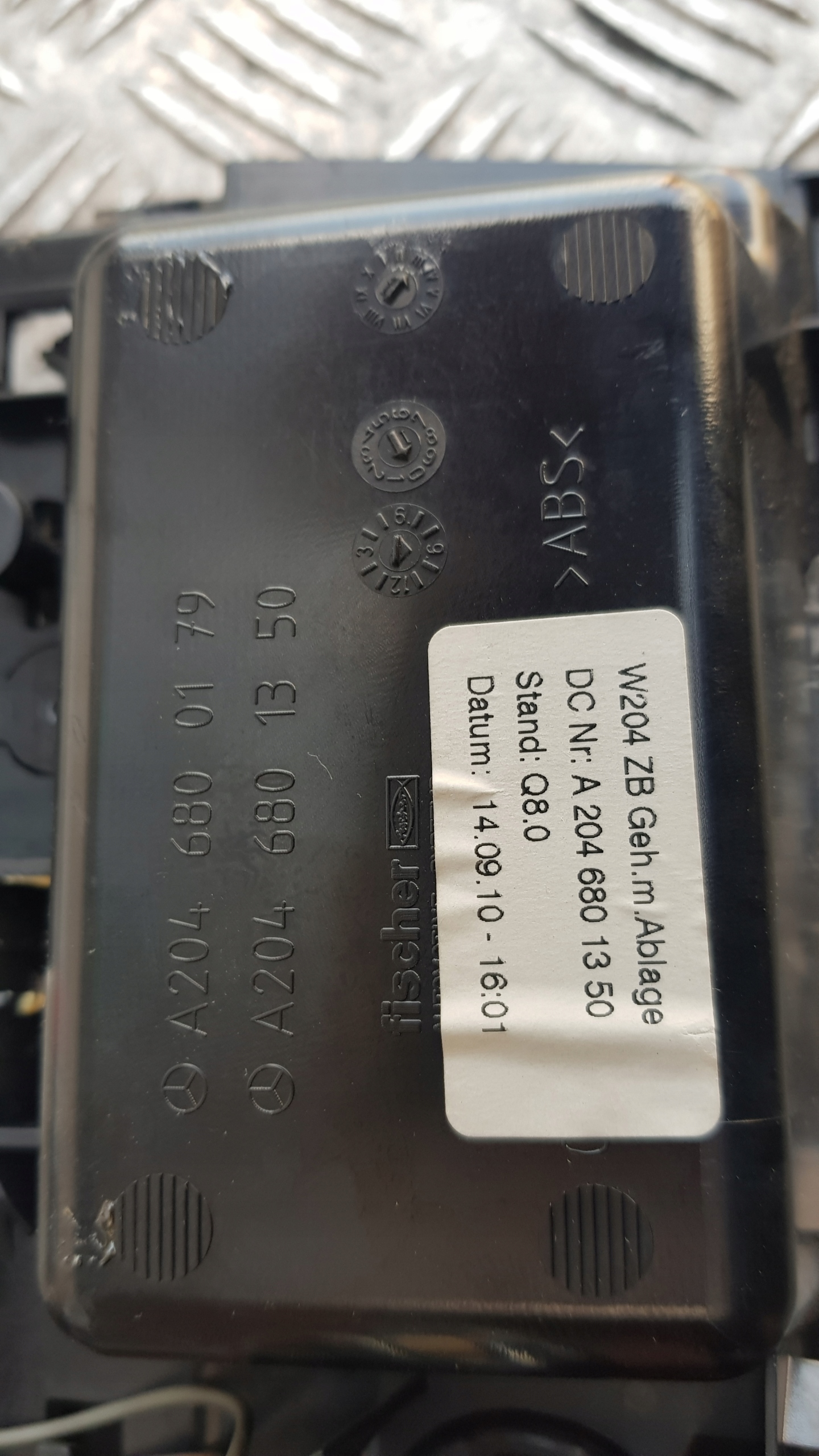 MERCEDES W204 ashtray passenger compartment A2046801350