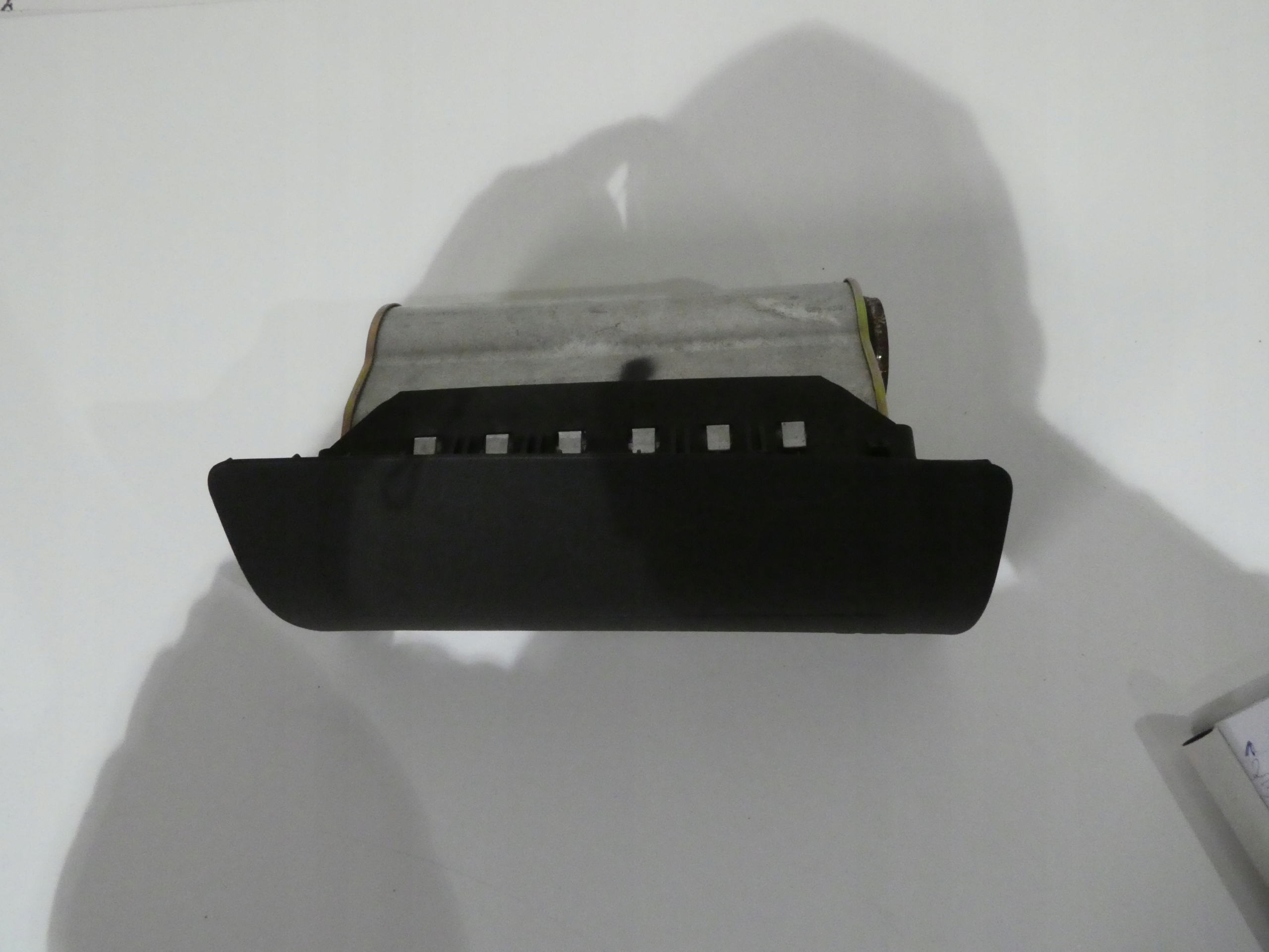 SSANGYONG REXTON passenger airbag spoiler