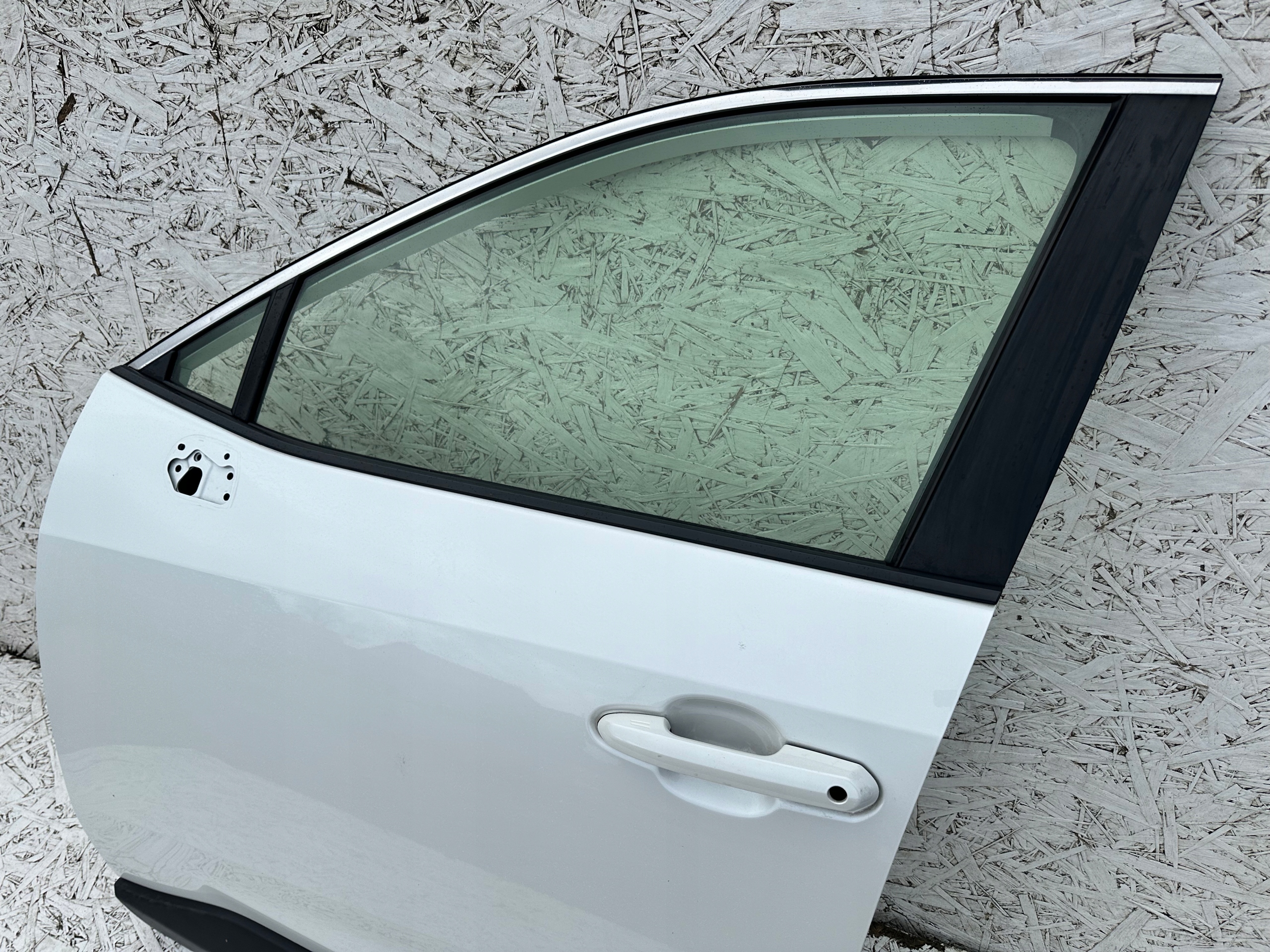 RAV4 V DRZWI LEWE PRZEDNIE PRZÓD BIAŁA PERŁA 070 Numer katalogowy części RAV4 V DRZWI LEWE PRZEDNIE PRZÓD BIAŁA PERŁA 070