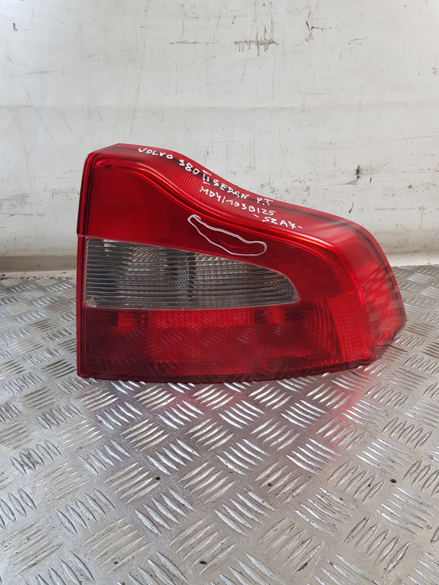 light right rear part + insert VOLVO S80 II 07R- EUROPA