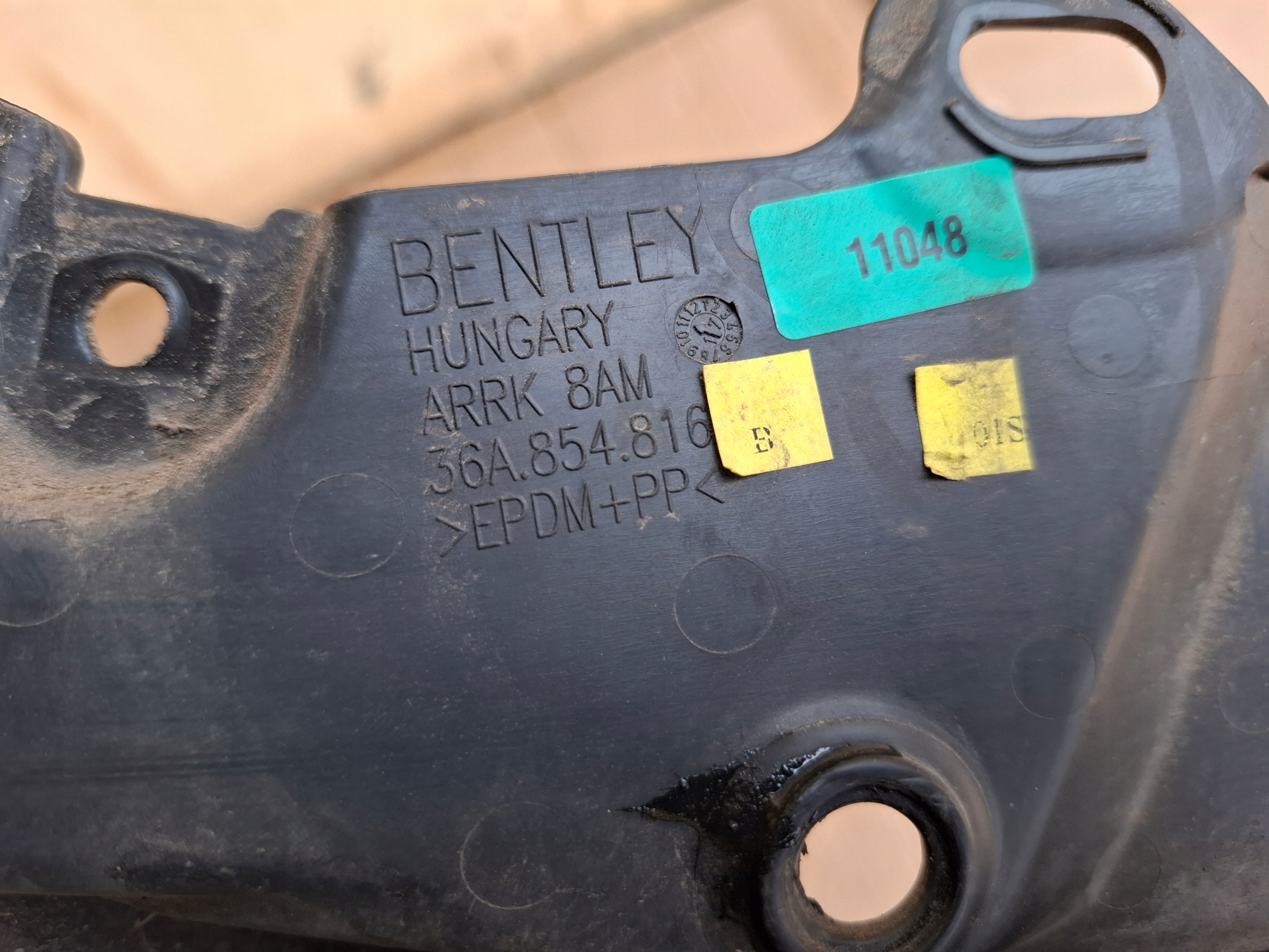 Bentley Bentayga 2017 mudguard flap right rear part