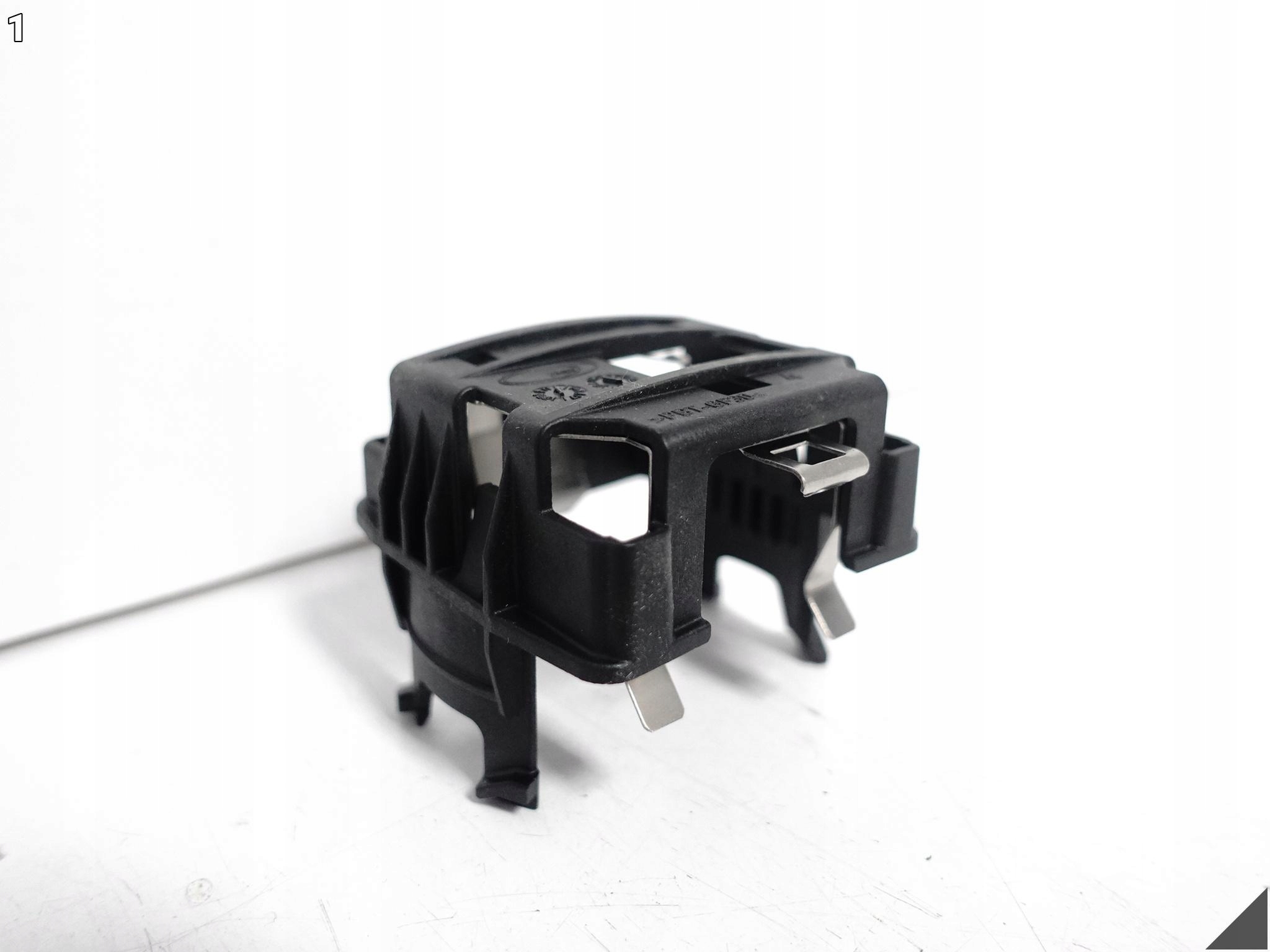 PORSCHE MACAN 95B ADAPTER holder KOSZYK ZAROWKI ZARNIKA XENON light ZKW