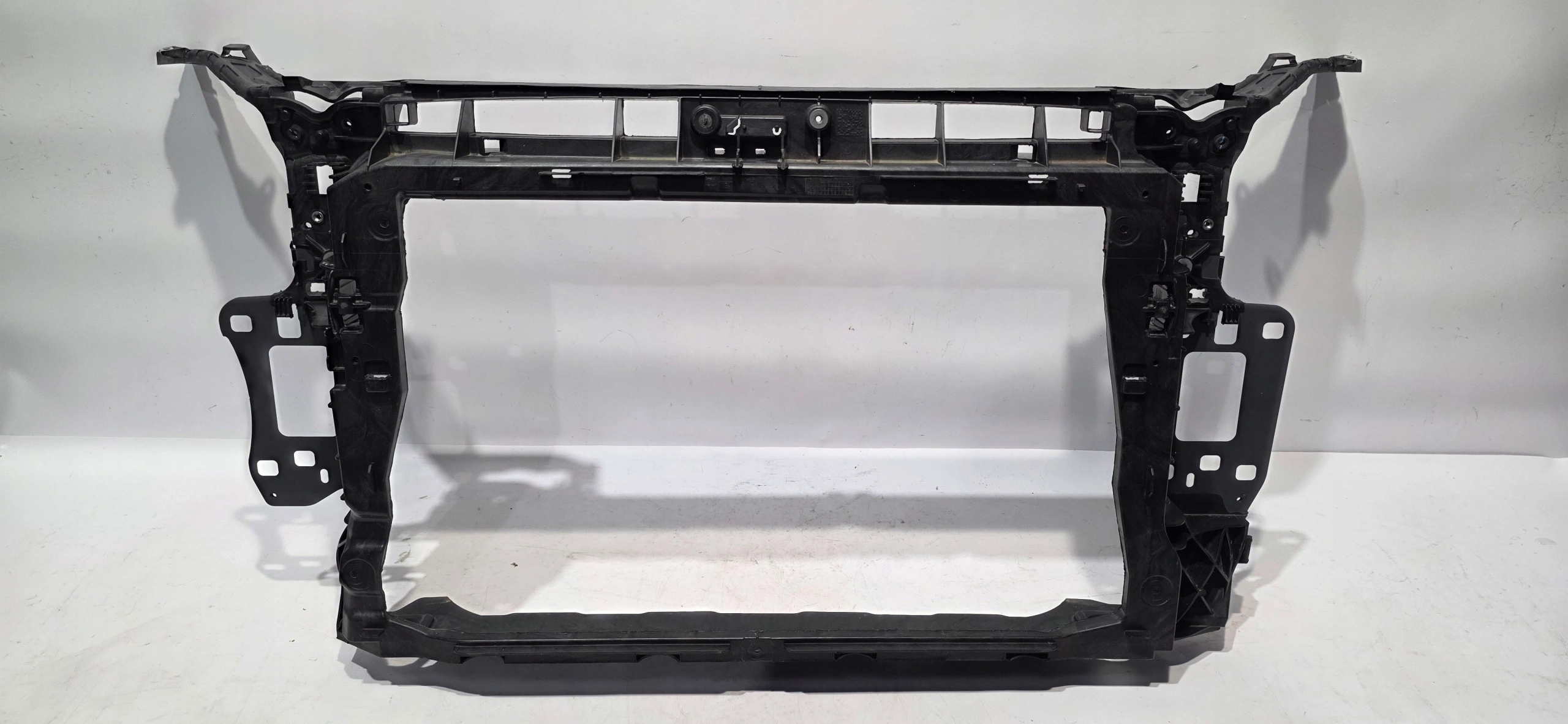 support panel for radiators pillar AUDI Q3 II 18- original 83A805594H