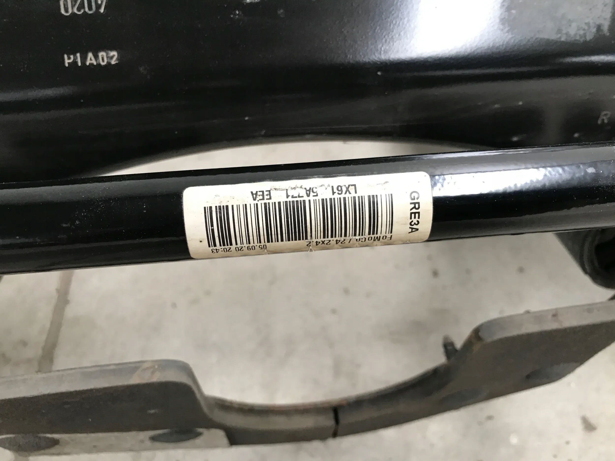 FORD KUGA MK3 III 2.0D SANKI BELKA ZAWIESZENIA TYŁ 4WD 4X4 LX61-5K067-BEB Producent części Ford OE