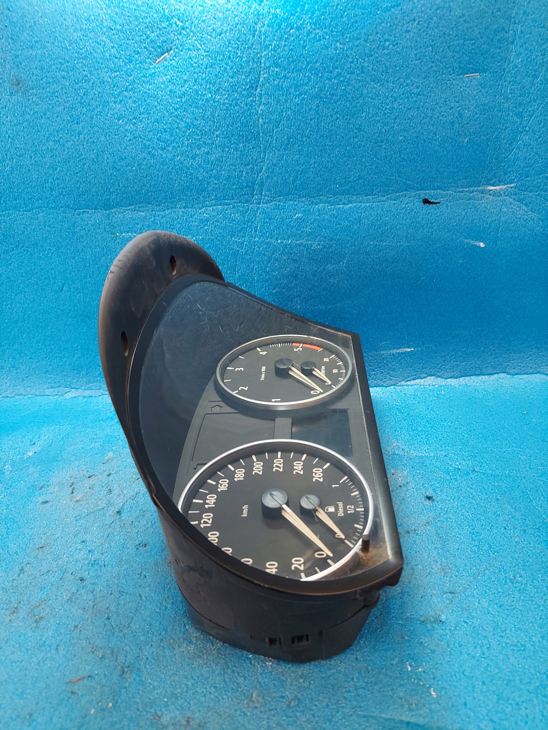 dials clock BMW E90 2.0 TD 9110205-03