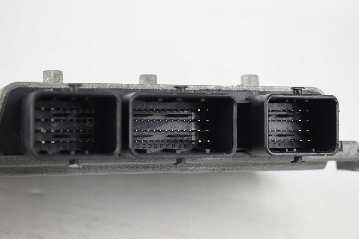 computer control unit FORD FIESTA MK7 8V21-12A650-VG