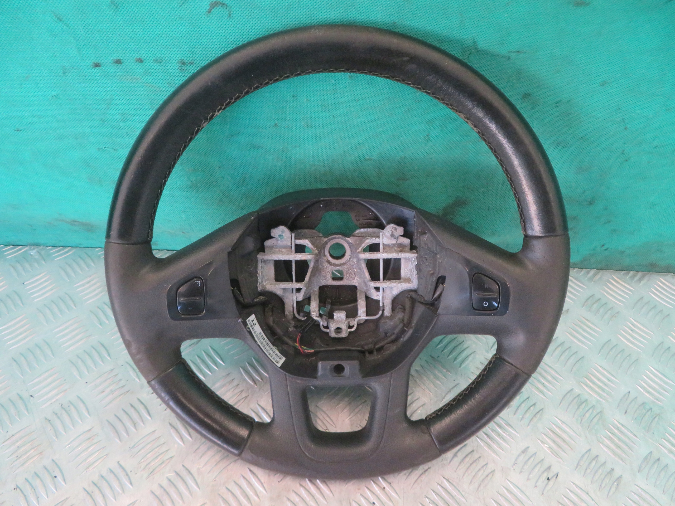 lenkrad OPEL VIVARO RENAULT TRAFIC 16R 34138170BL