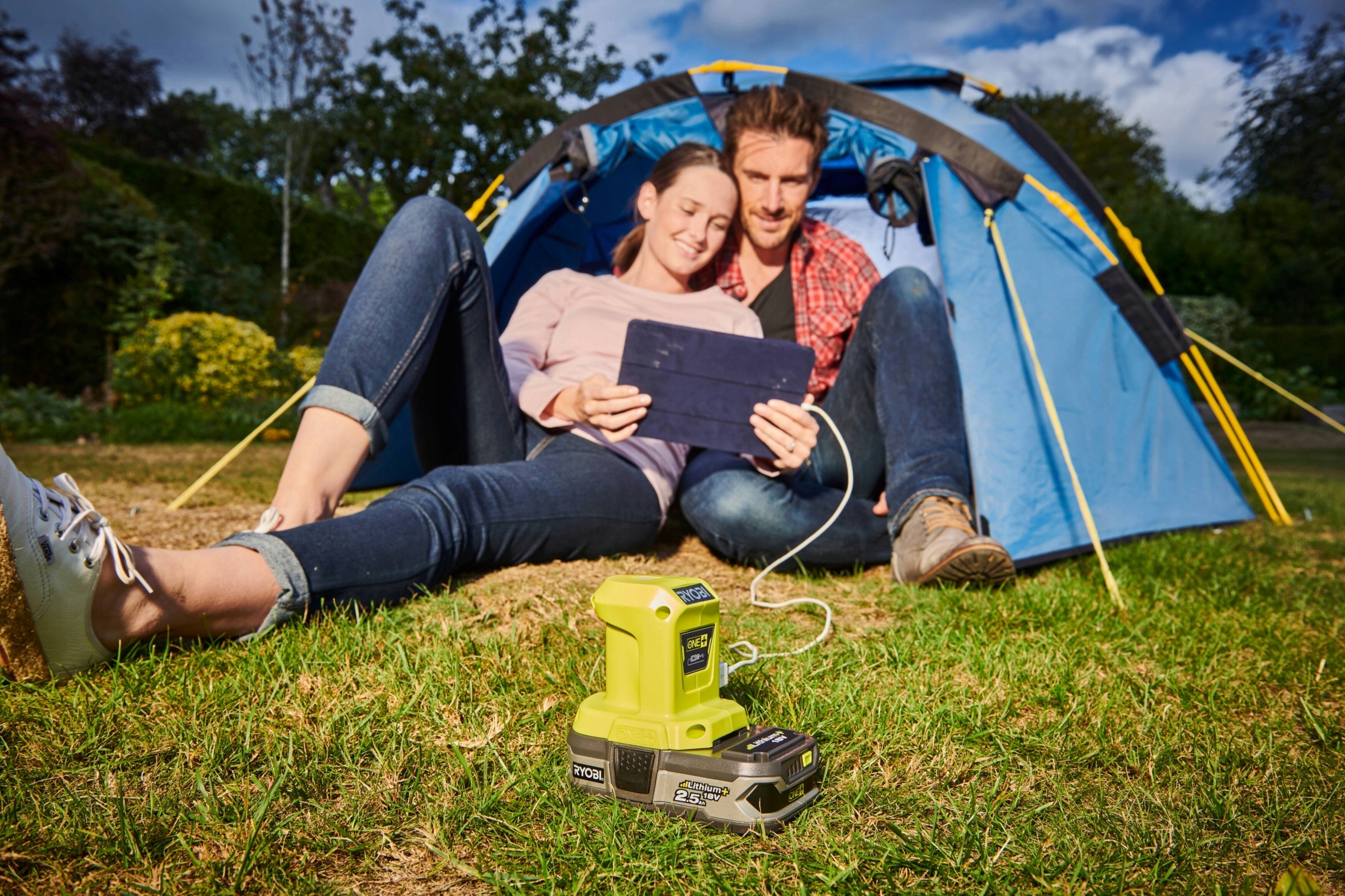 RYOBI ŁADOWARKA USB 5V Ryobi ONE+ R18USB +5Ah EAN (GTIN) 4892210154576