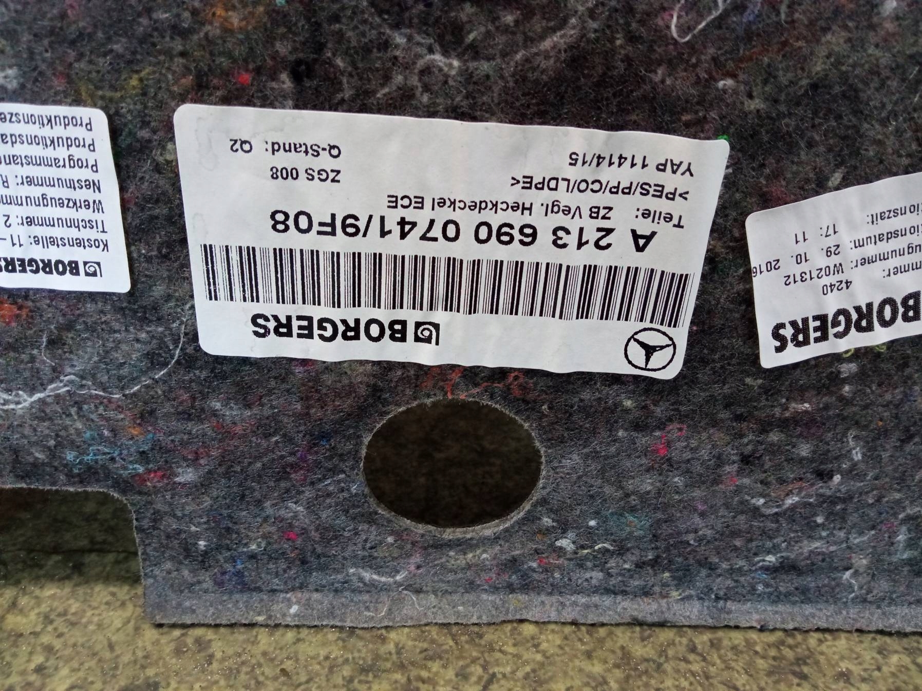 upholstery side bonnet boot sedan A2136900741 Mercedes E-klasa W213
