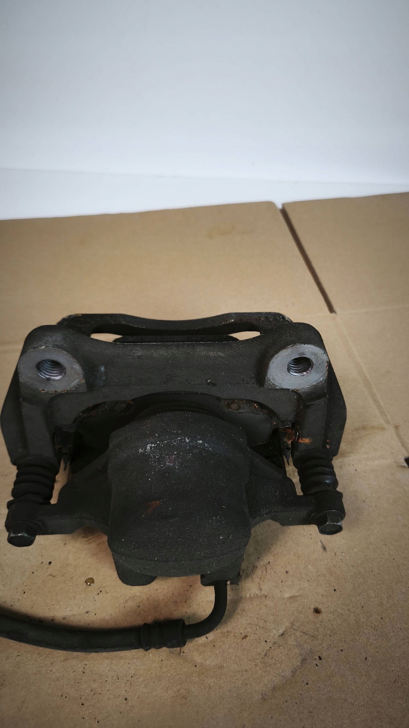 Opel Insignia B caliper brake front right right front 84120873