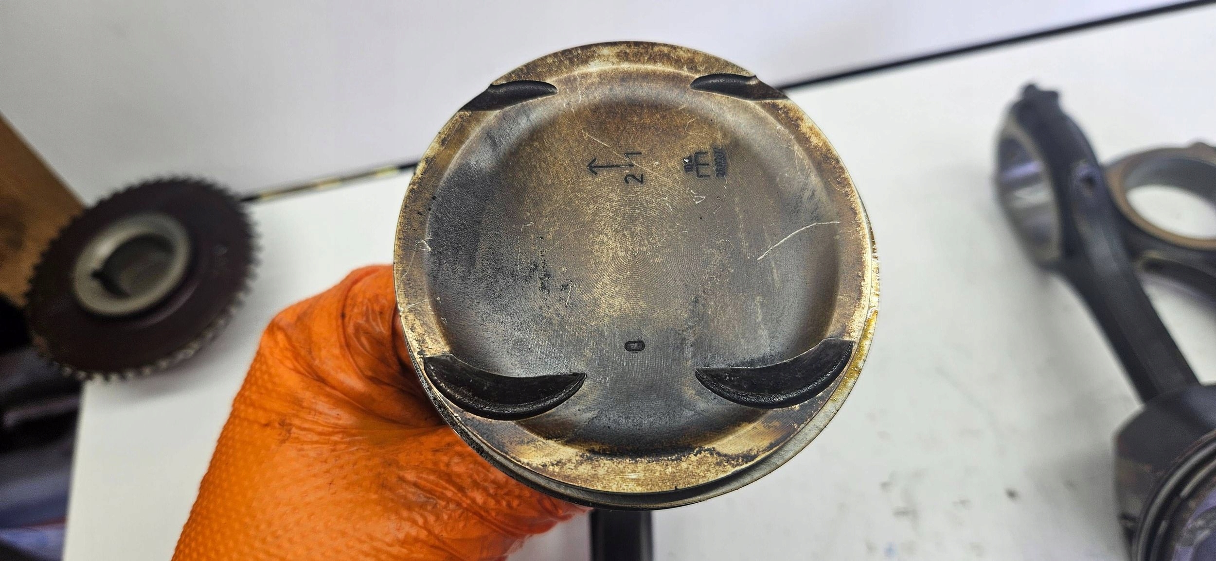 Mercedes C klasa 203 1.8B Piston avec bielle 271
