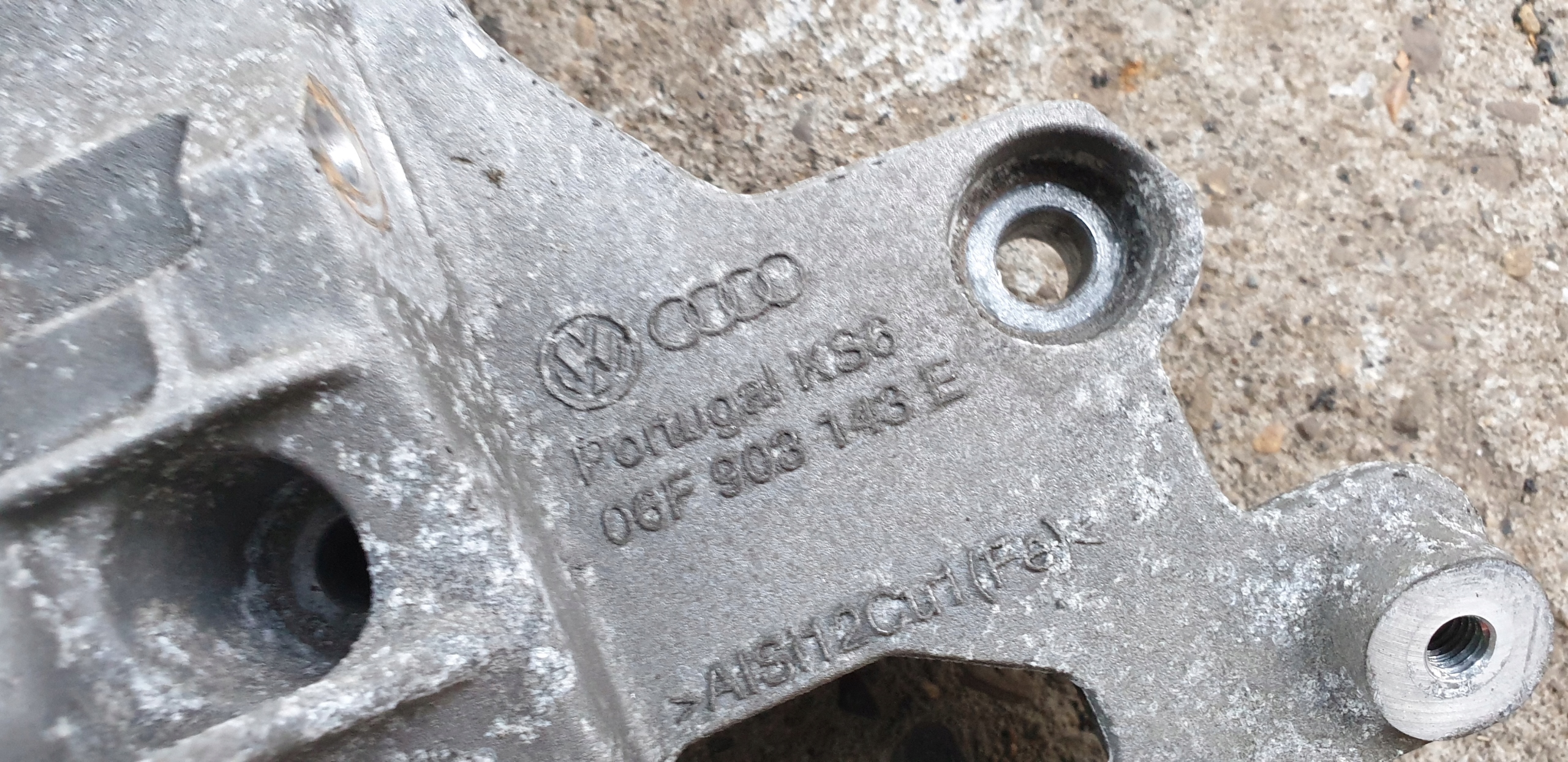 supporto Porta 2.0 TFSI VW AUDI SEAT 06F903143E