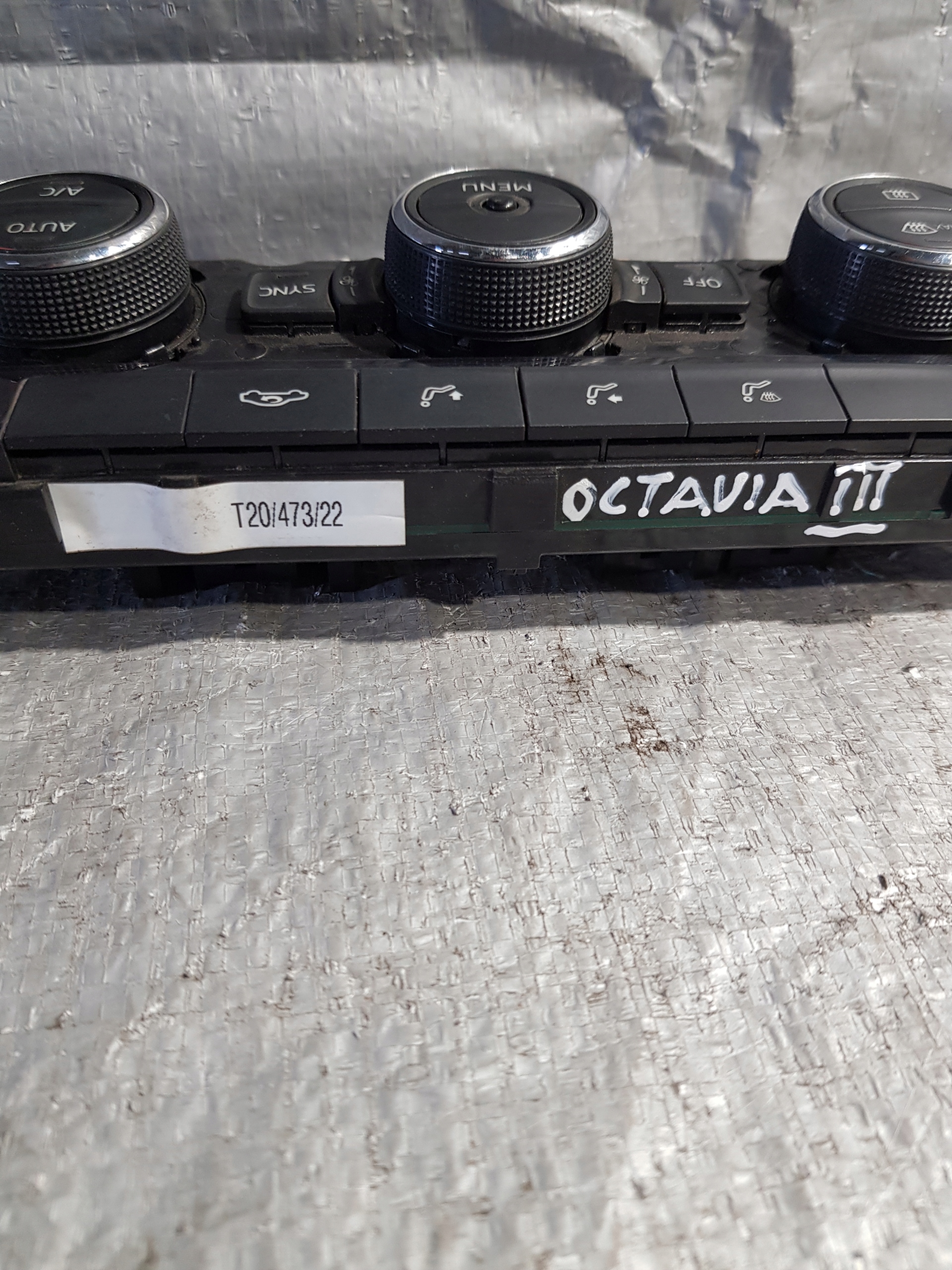 PANEL of the air conditioning OCTAVIA 3 III 5E0907044Q