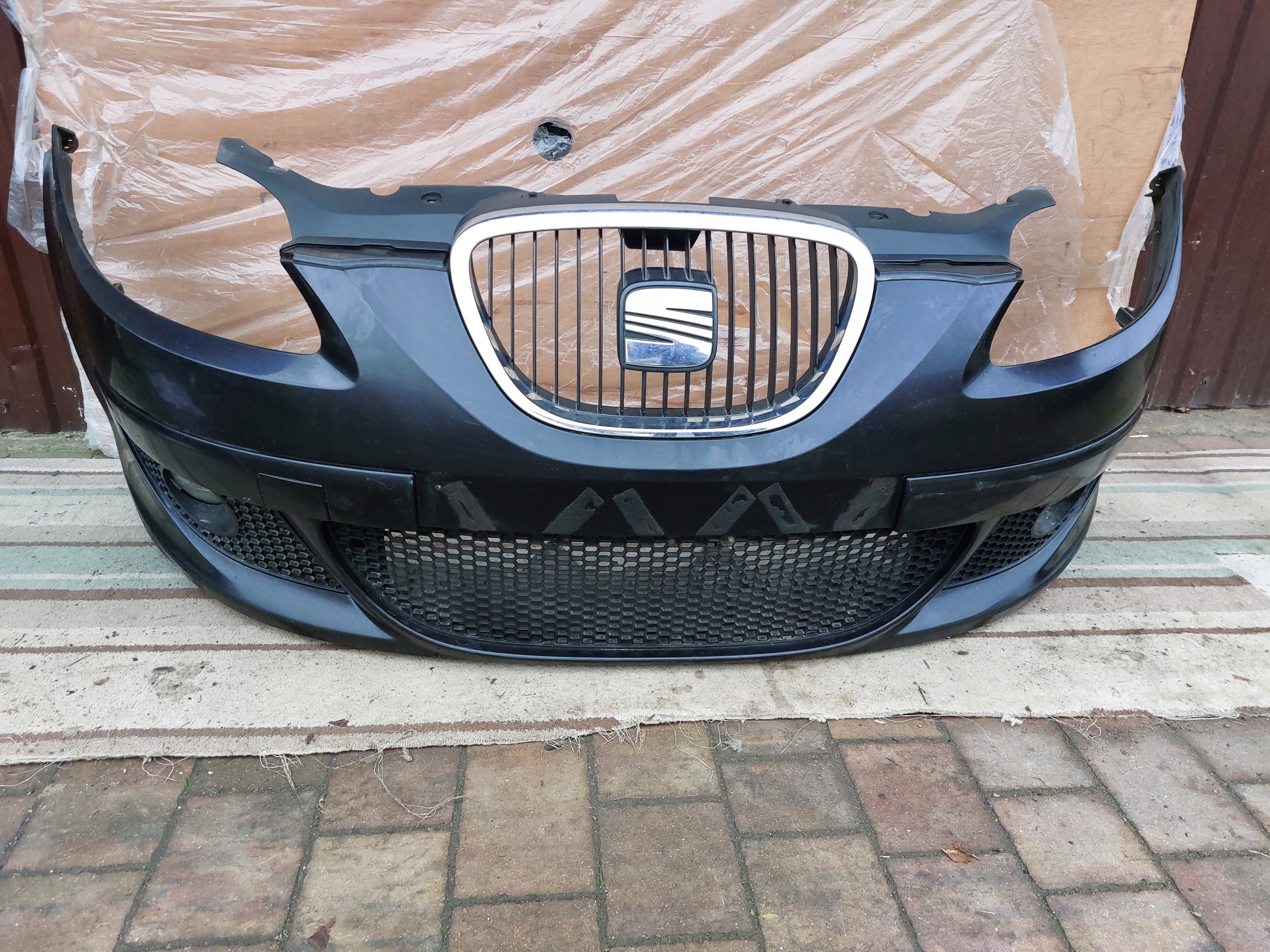 Paraurti Anteriore SEAT ALTEA nero