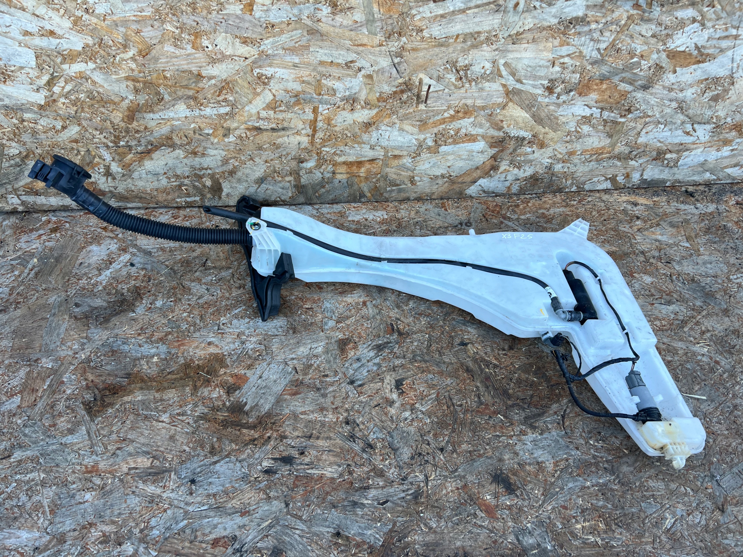 tank washer fluid tank BMW X3 F25