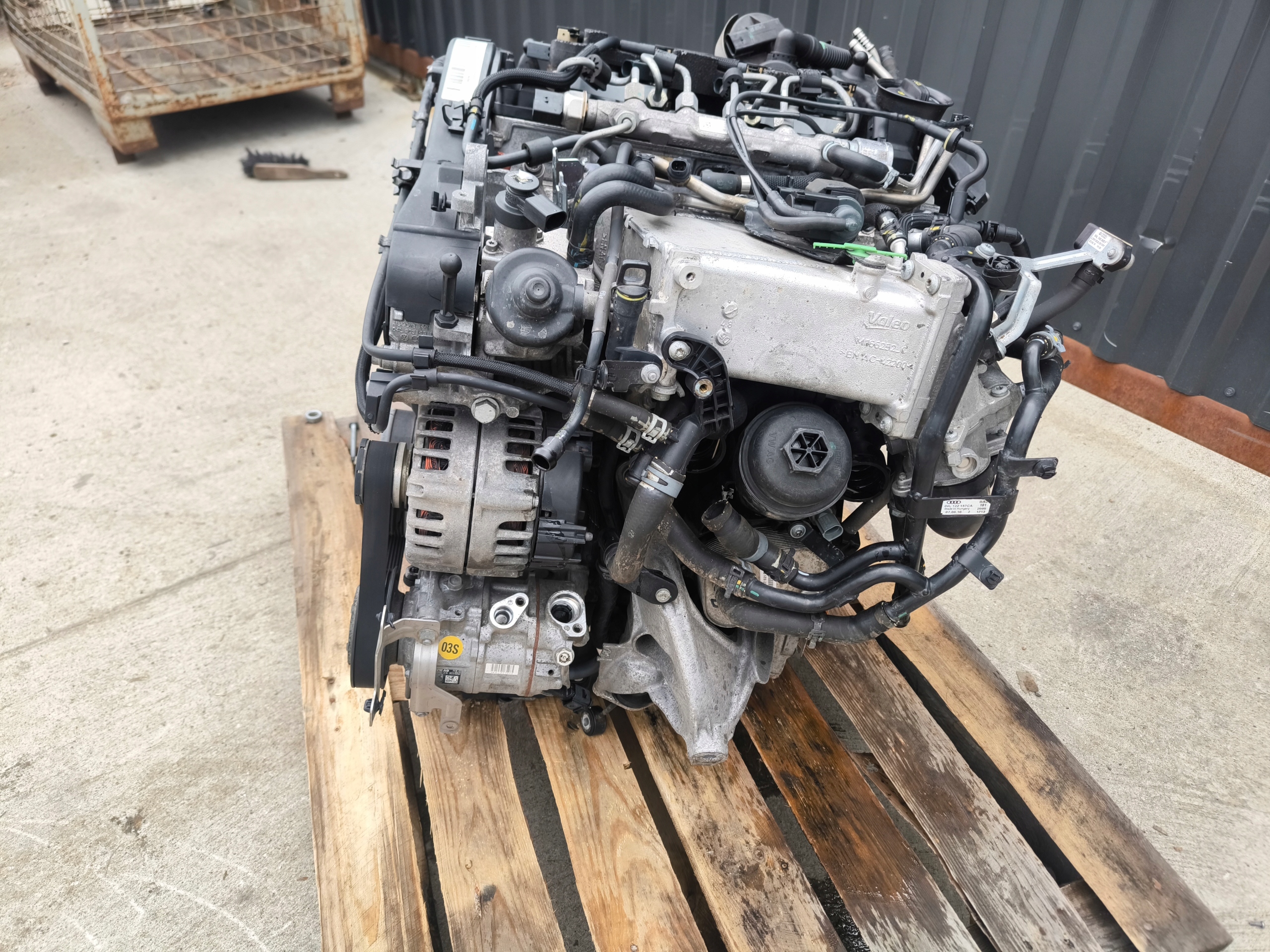 engine complete AUDI A4 B9 A5 Q5 A6 2.0 TDI DEU DEUA 149460 KM original !!