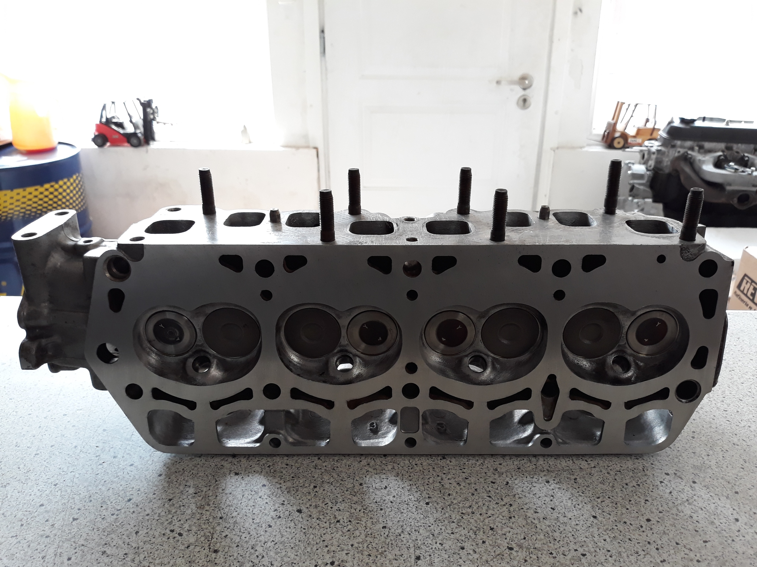 Головка-Toyota 4Y для вилочного погрузчика