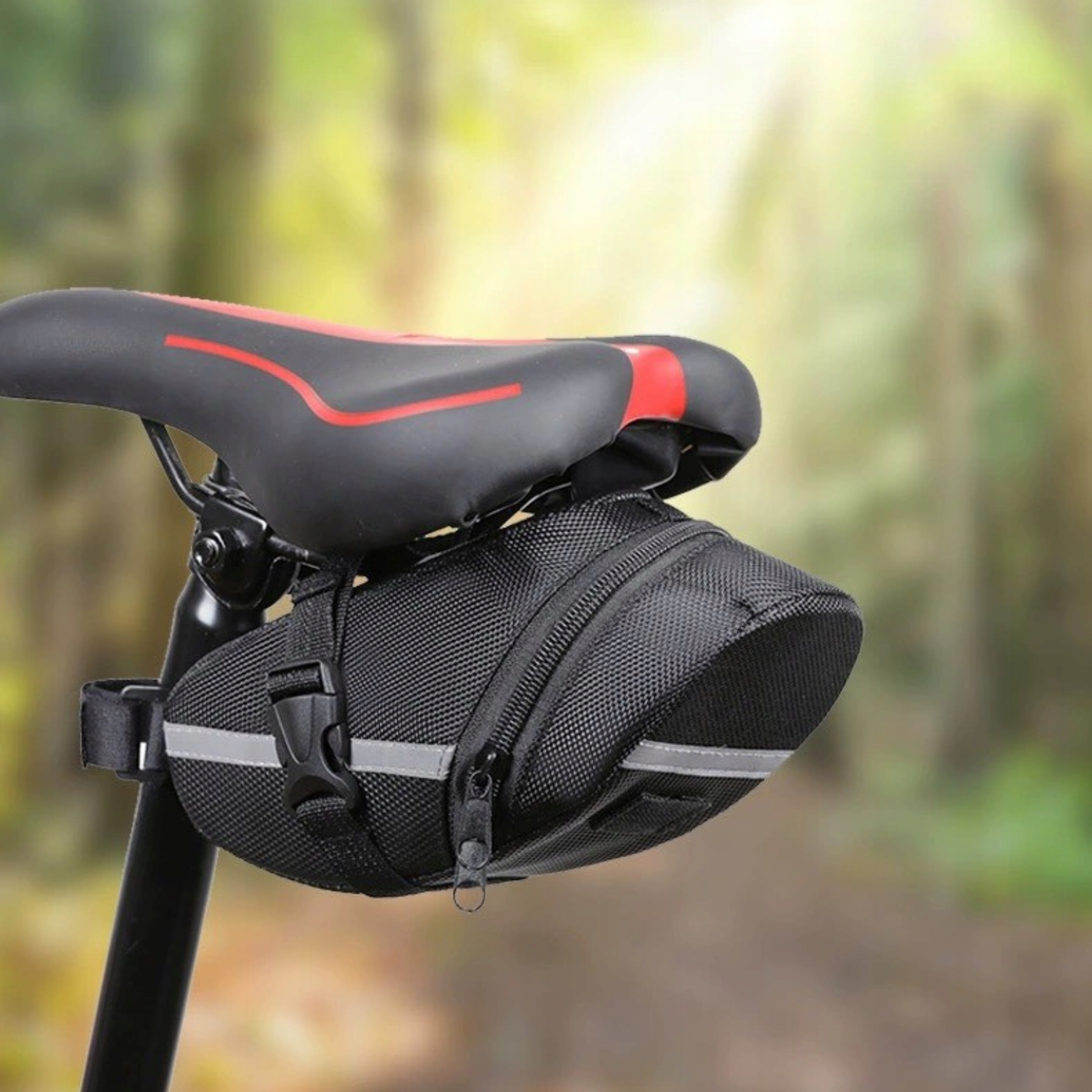 SAKWA ROWEROWA POD SIODEŁKO SASZETKA ETUI WODOODPORNA TORBA TYLNA 1,7L Model Gearox SAKWA ROWEROWA TYLKA ETUI 1,7L