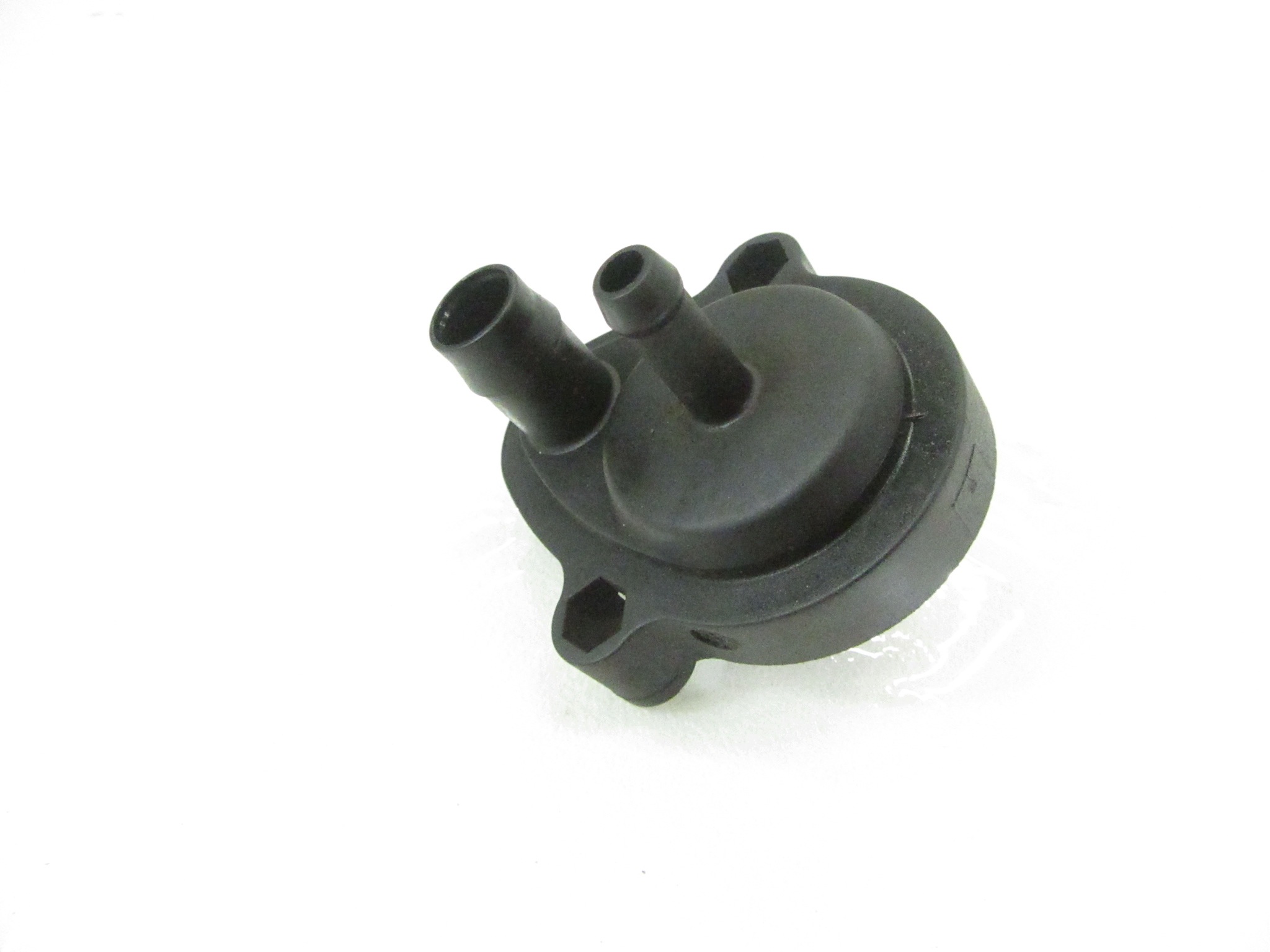 ventil zwrotny goriva BMW e38 e39 e46 e53 1.8 2.0 2.5 3.0 m47n M57 M57n