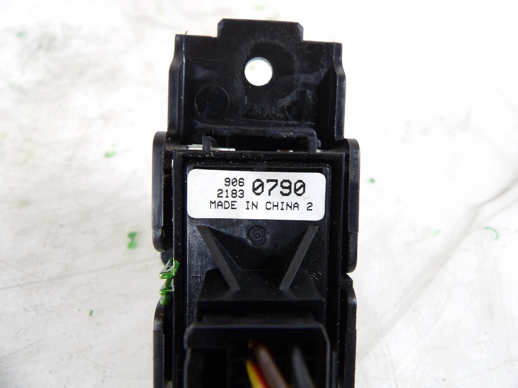 switch electric brake OPEL INSIGNIA A LIFT 9060790