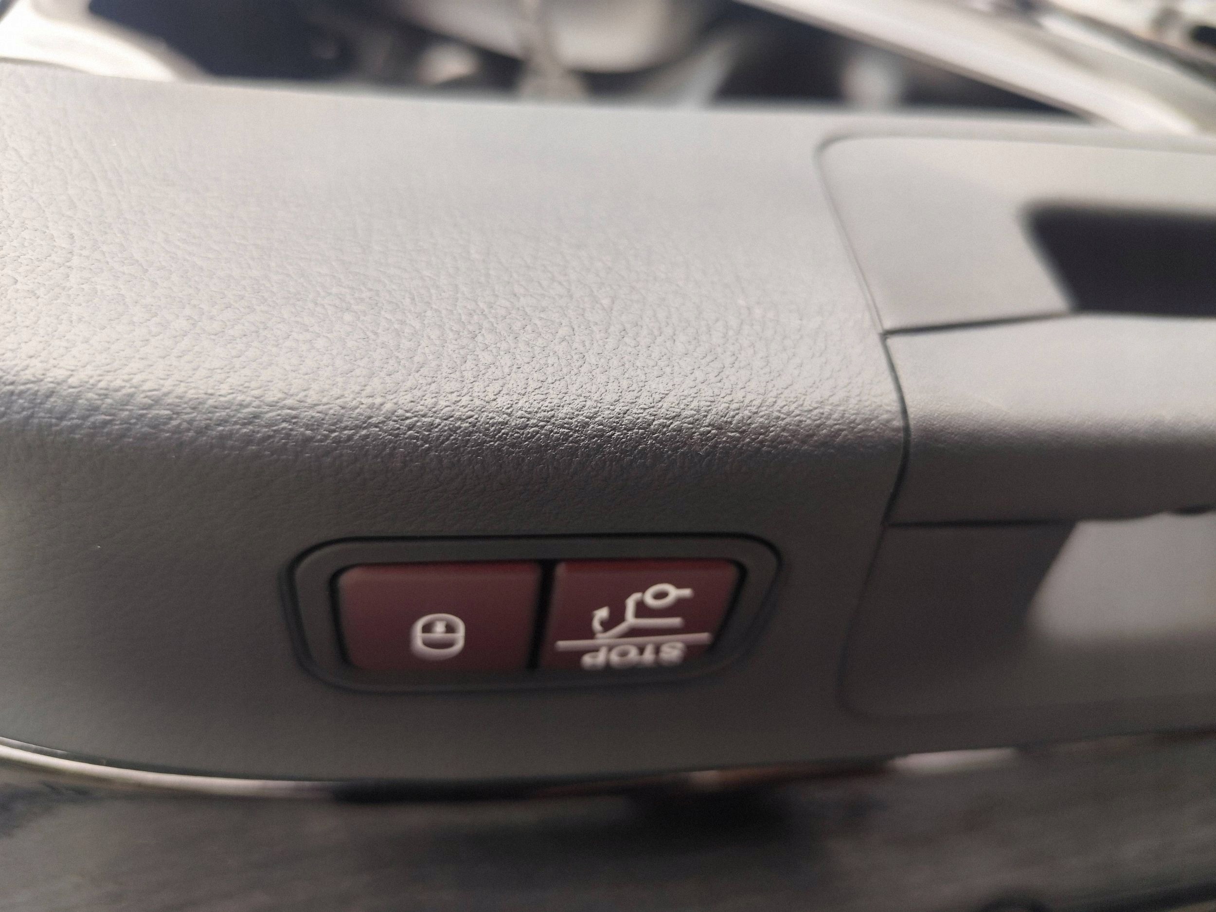 MERCEDES GLA 247 boot doors complete DEMONTAZ