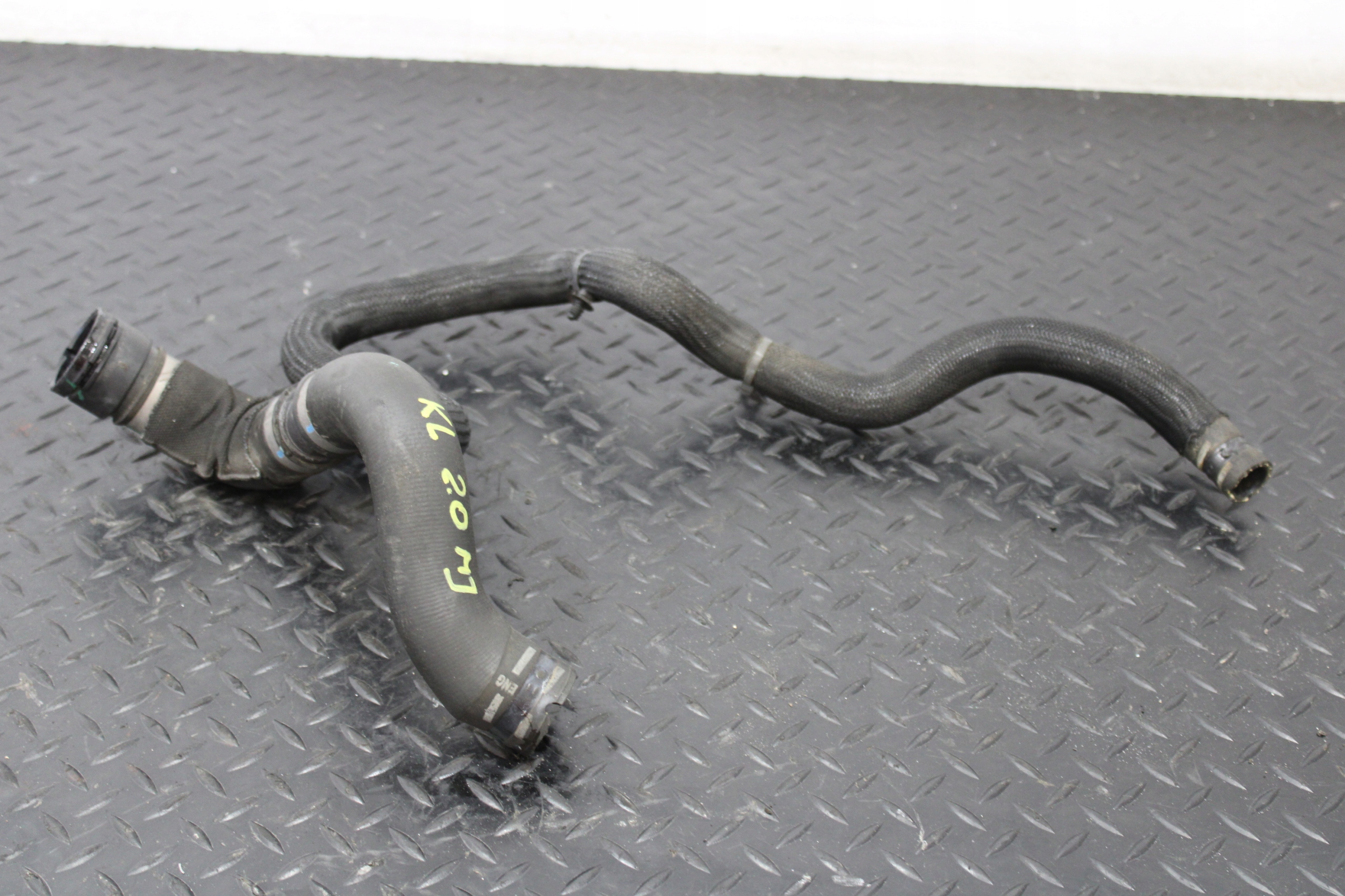 crijevo prijenos vode JEEP CHEROKEE KL 68102140AC
