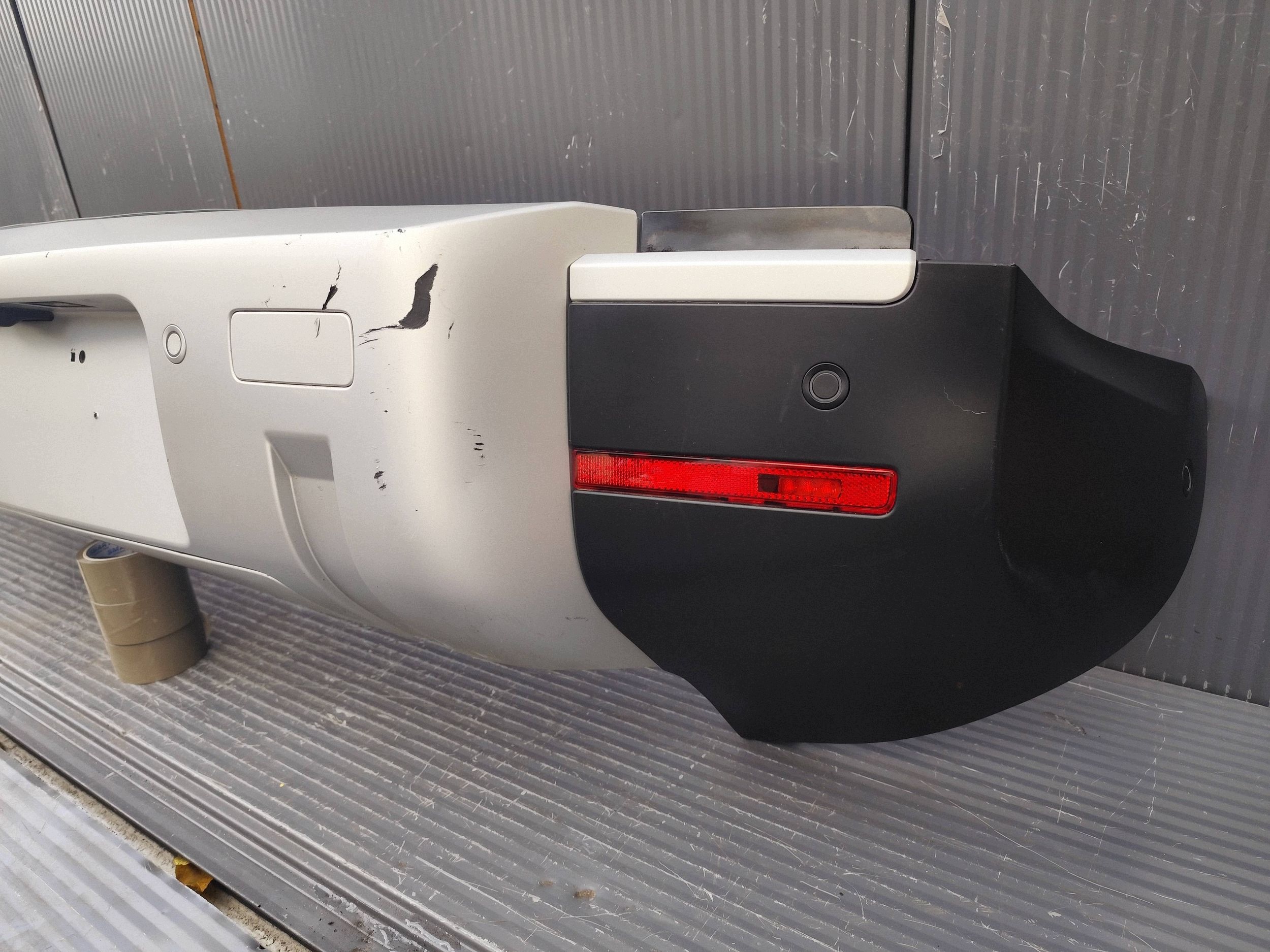 LAND ROVER DEFENDER L663 bumper rear 6xPDC KAMERA complete dismantling