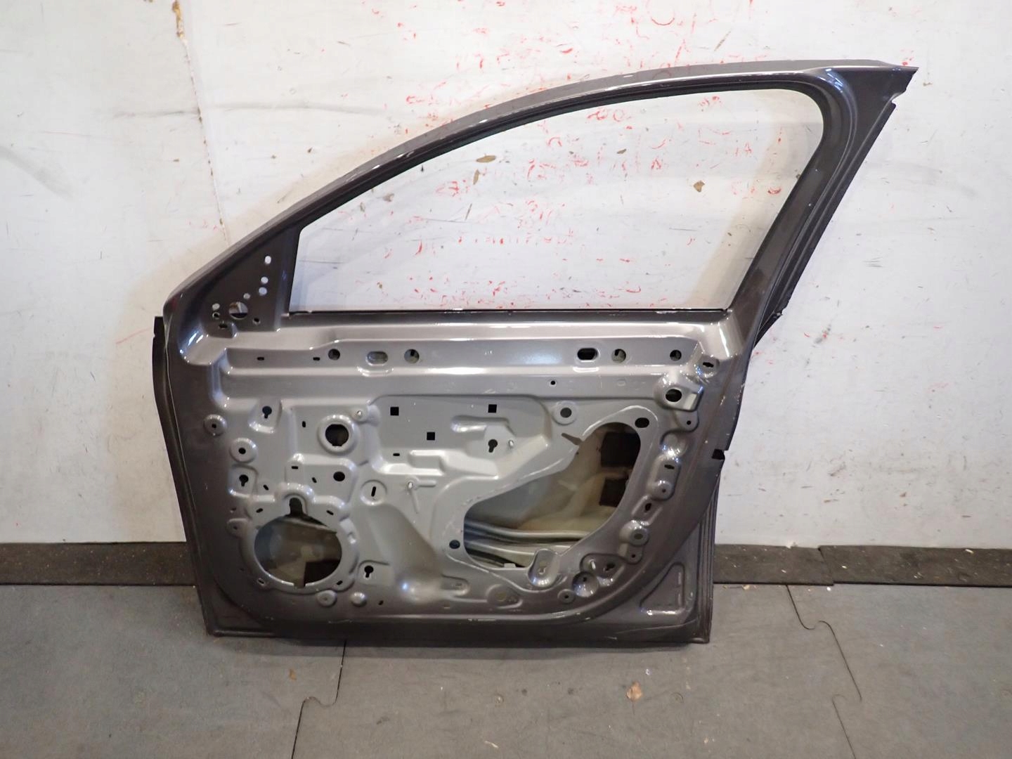 door front front right PEUGEOT 208 II 2019