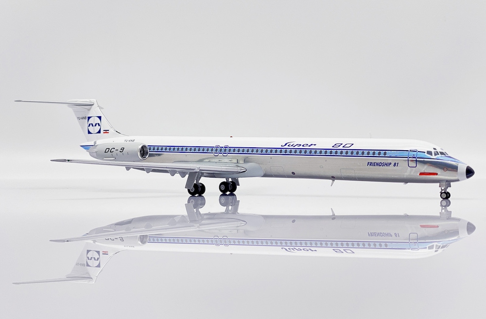 Model letadla McDonnell Douglas MD82 Adria Airways 1:200